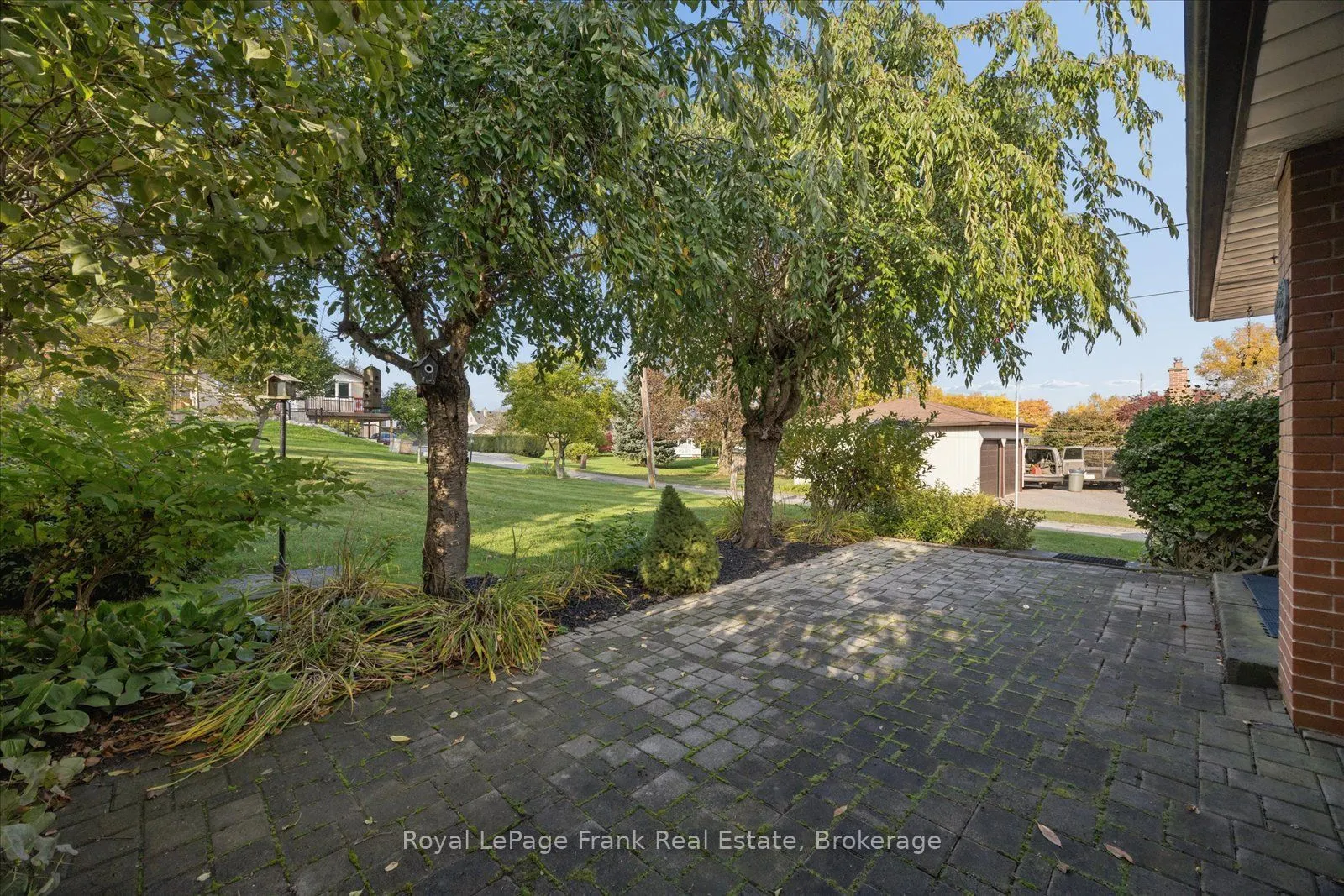 10 Sunicrest Boulevard