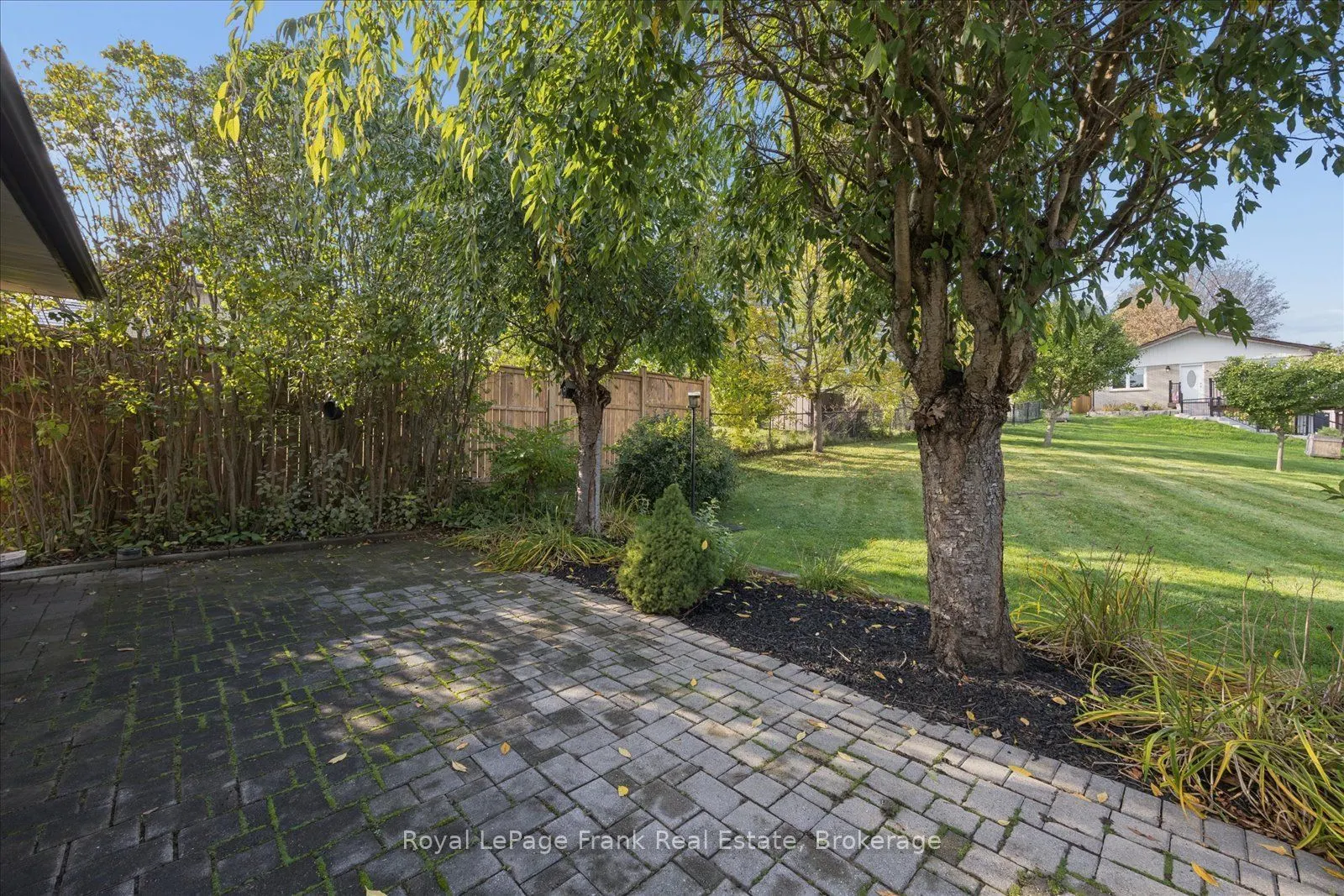 10 Sunicrest Boulevard