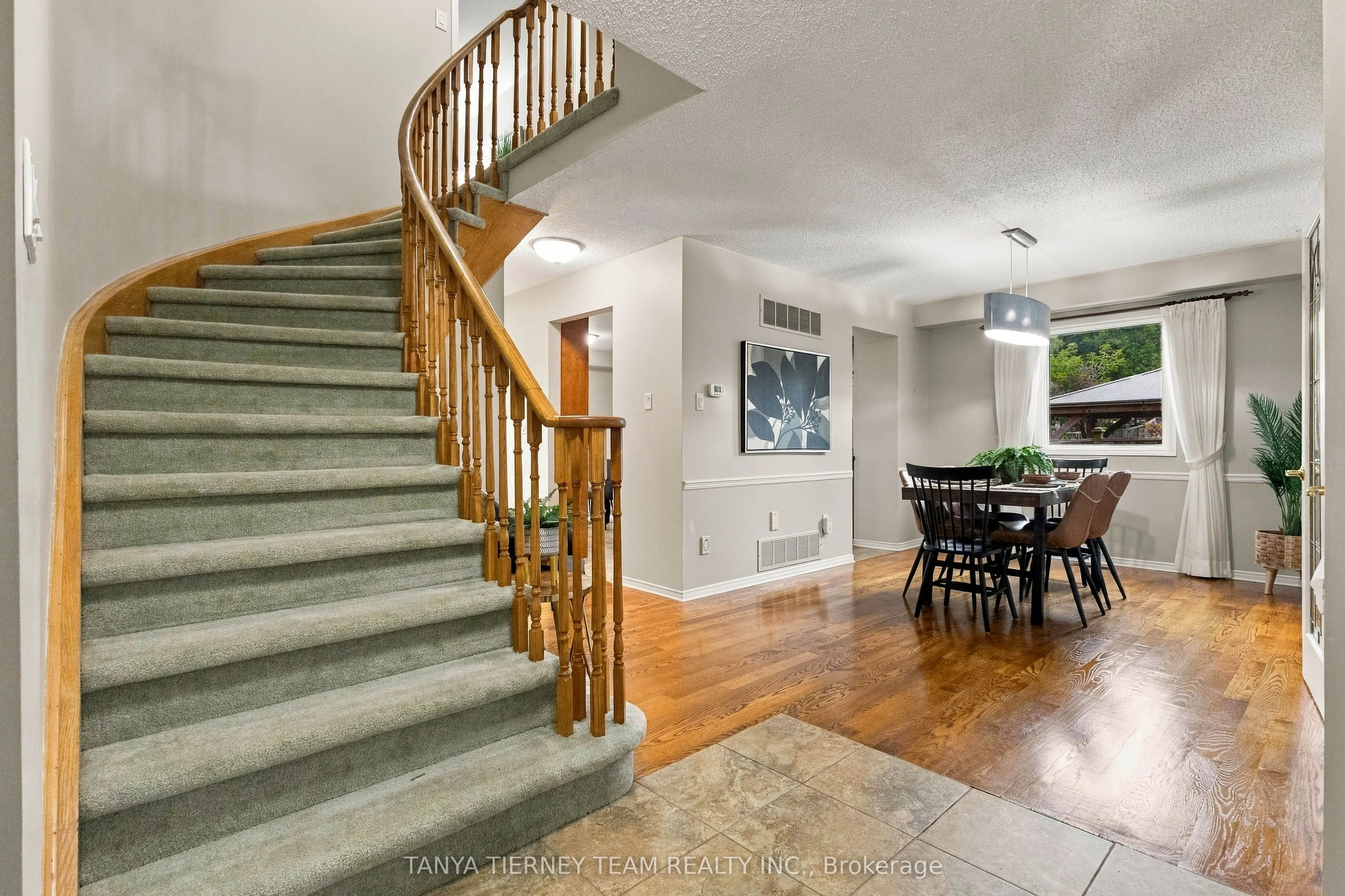 25 Coulton Court