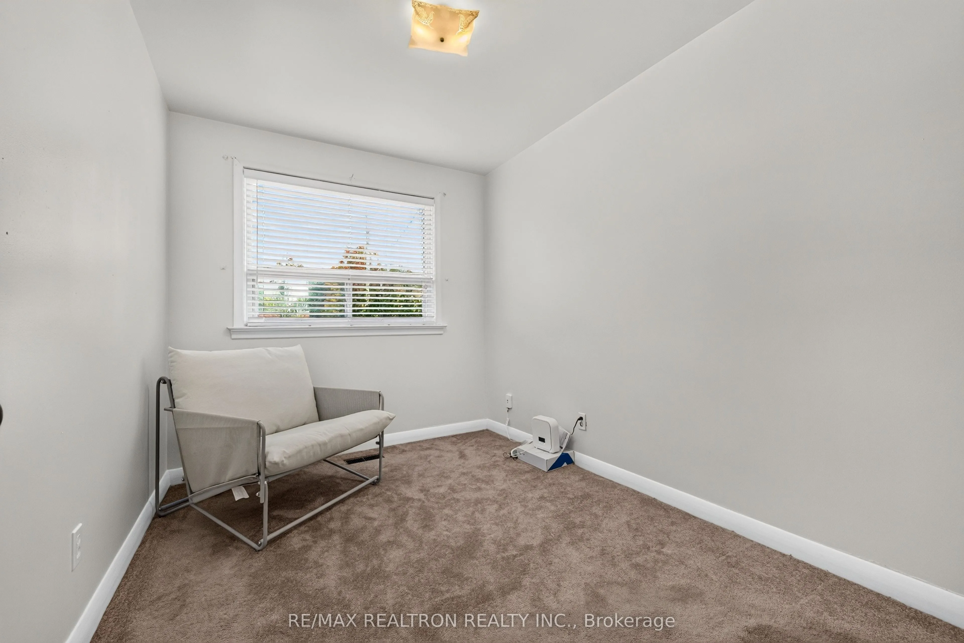 32 Linton Avenue