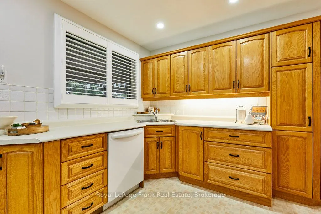 15111 Simcoe Street