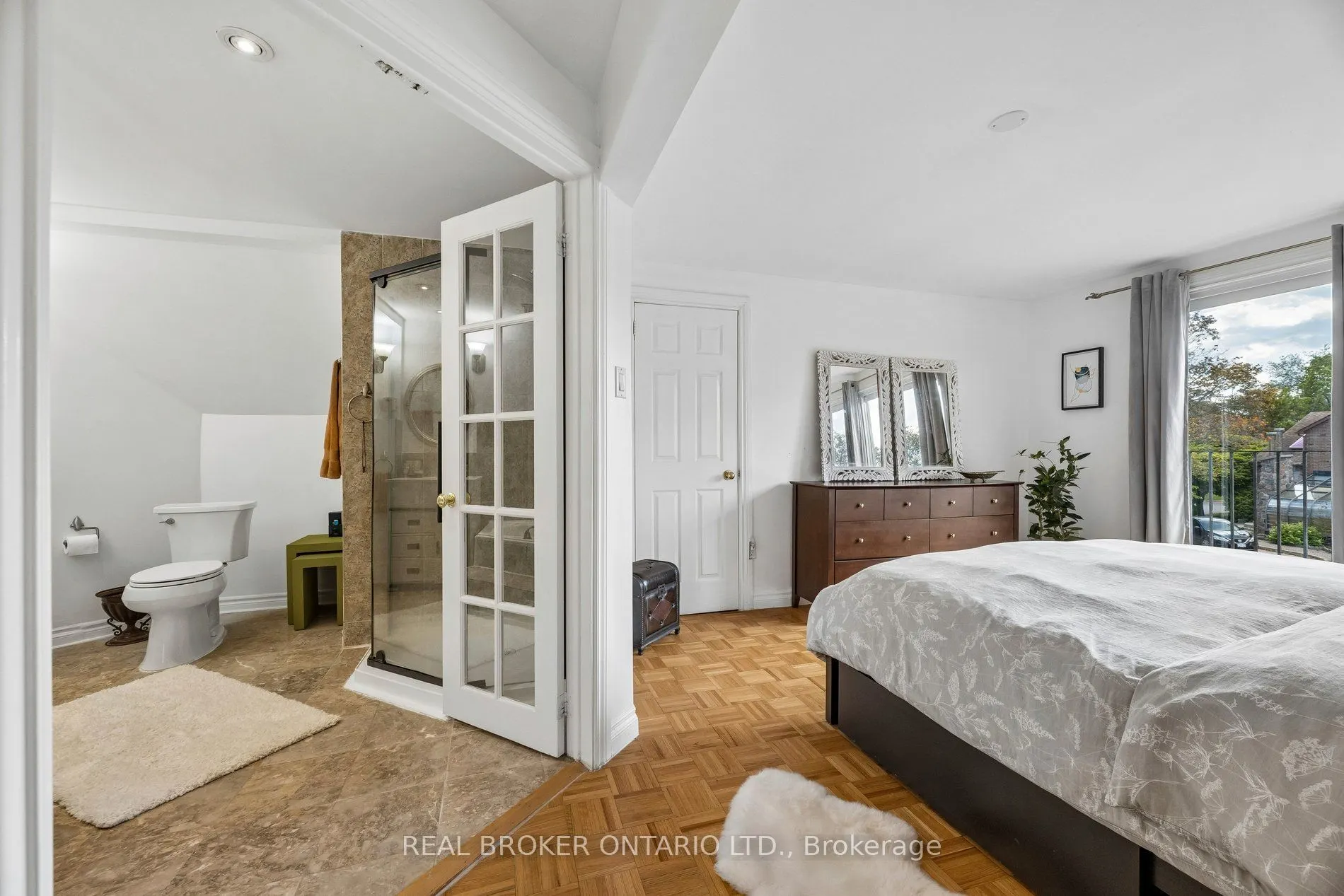 22 Ravenscroft Road