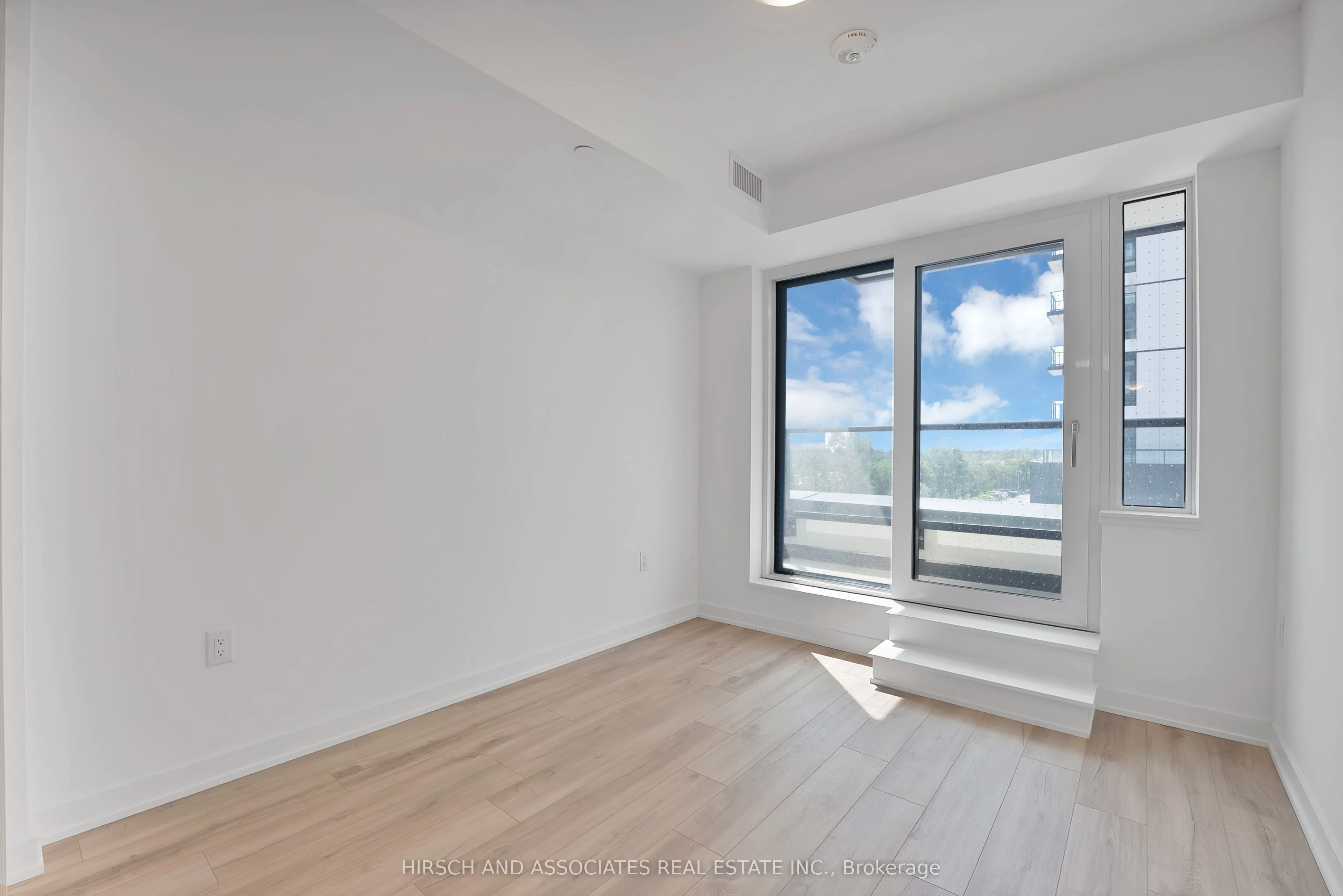 7439 Kingston Road #412