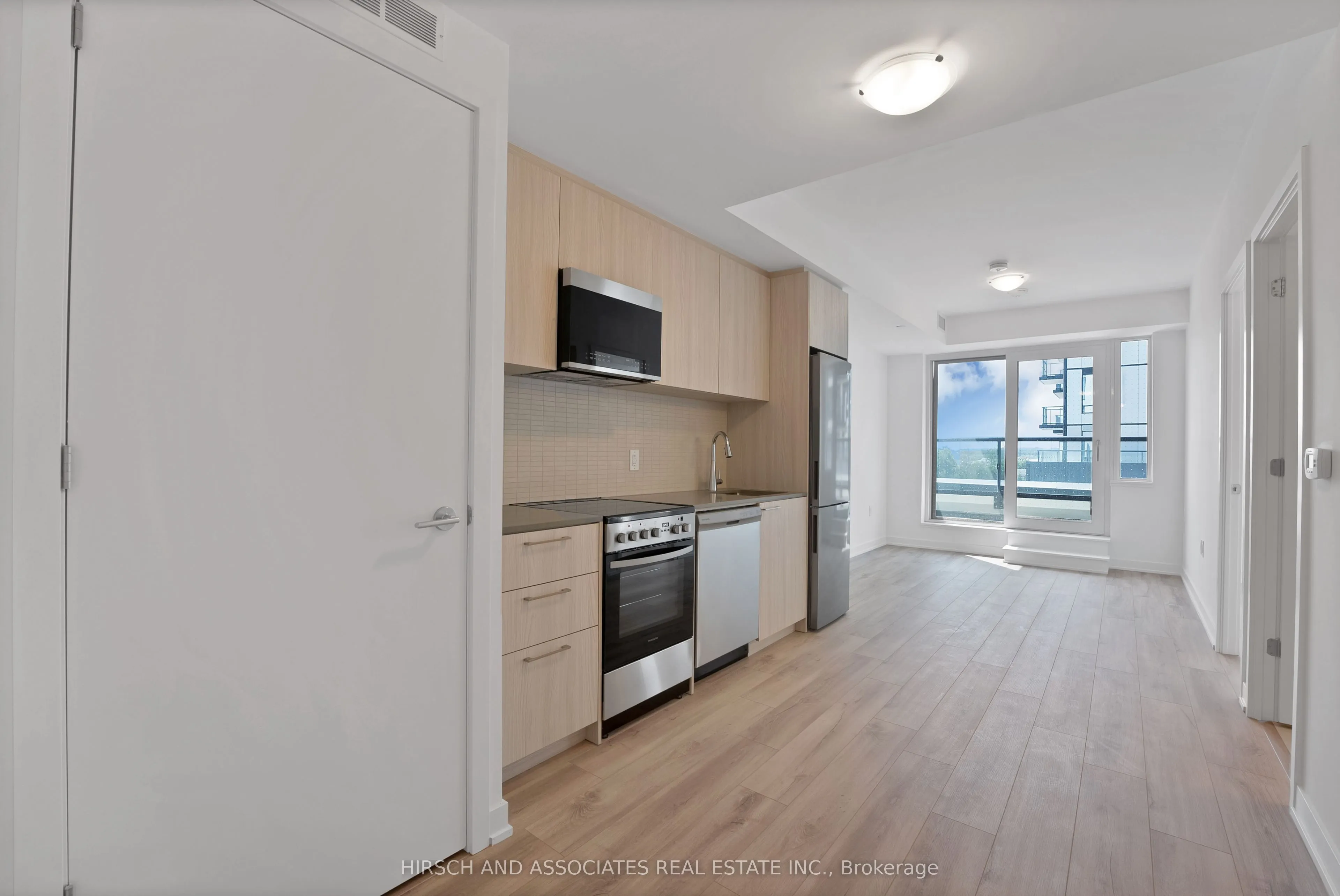7439 Kingston Road #412