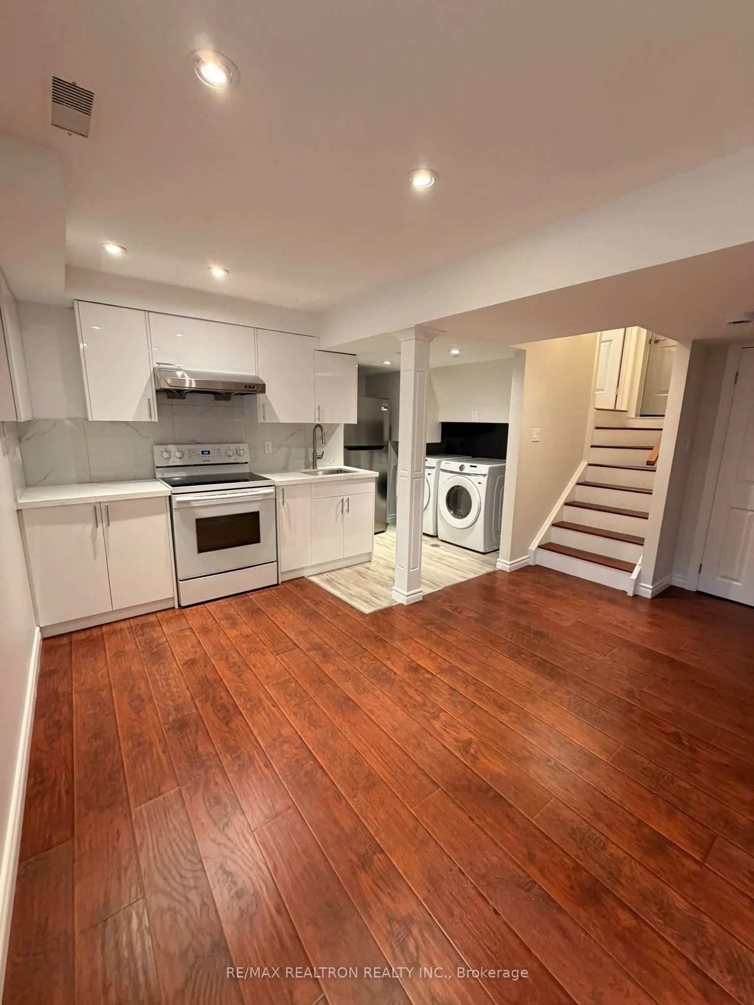 105 Chatfield Drive