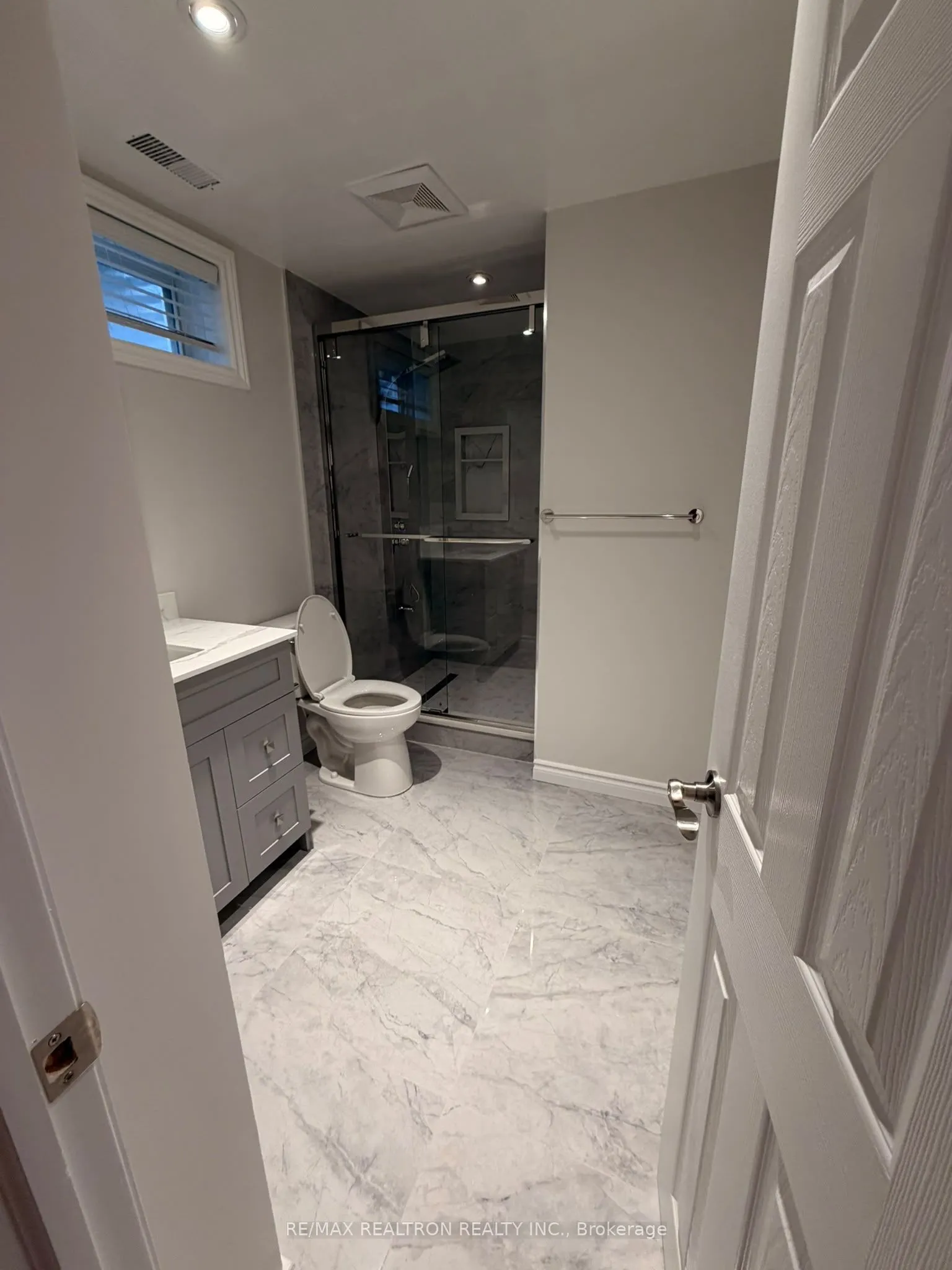 105 Chatfield Drive