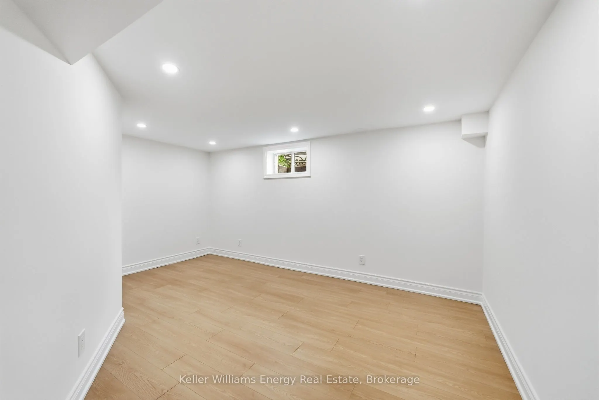 54 Eastlawn Street