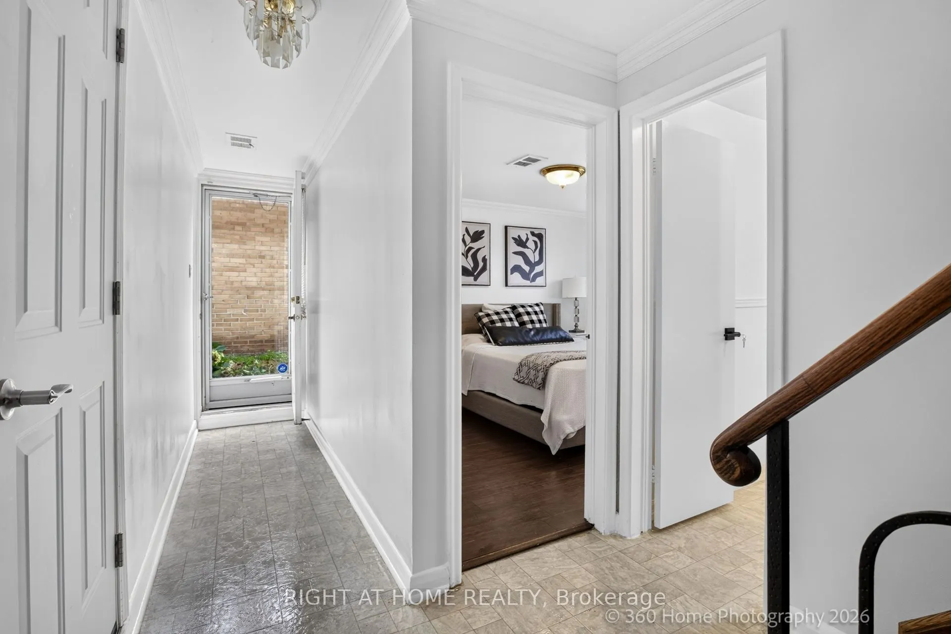 100 Perivale Crescent
