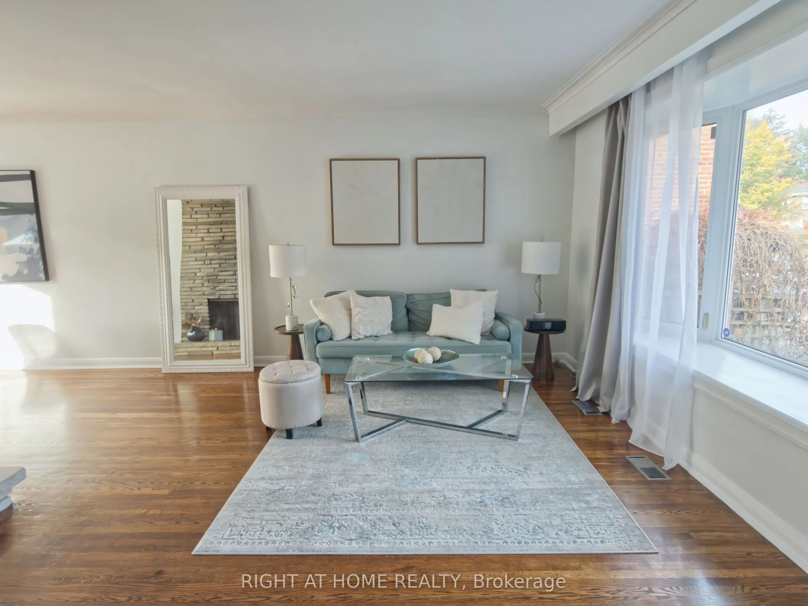 100 Perivale Crescent