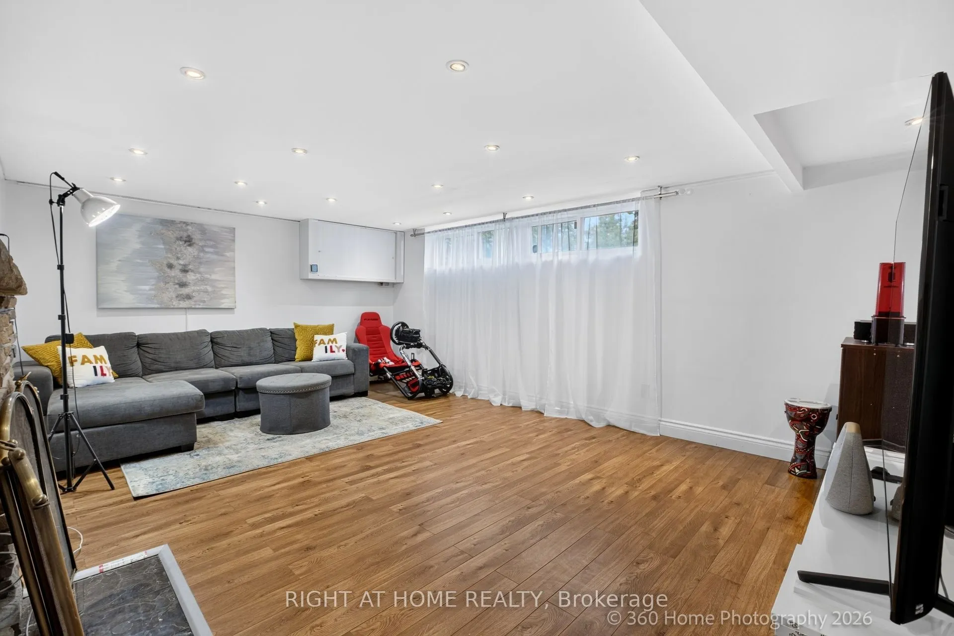 100 Perivale Crescent