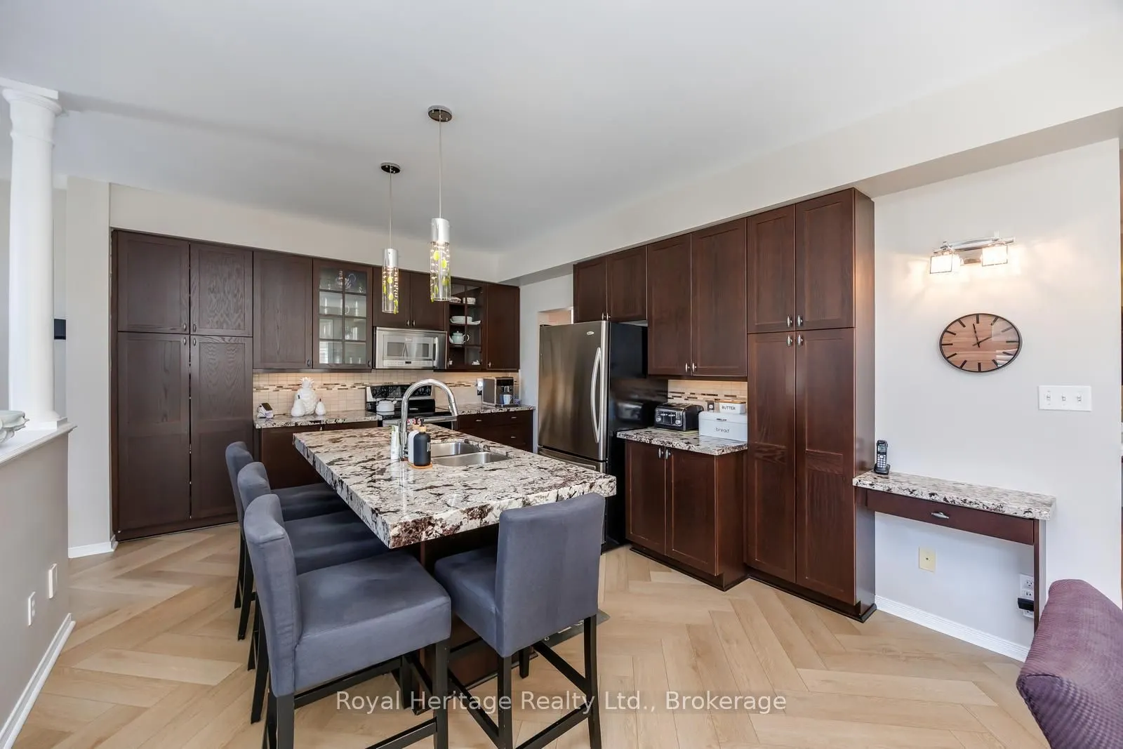 6 Goodall Crescent