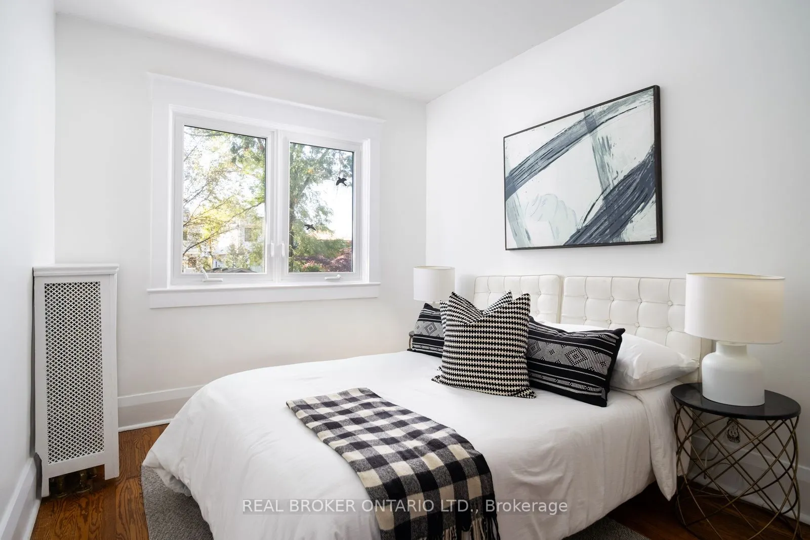 100 Oak Park Avenue