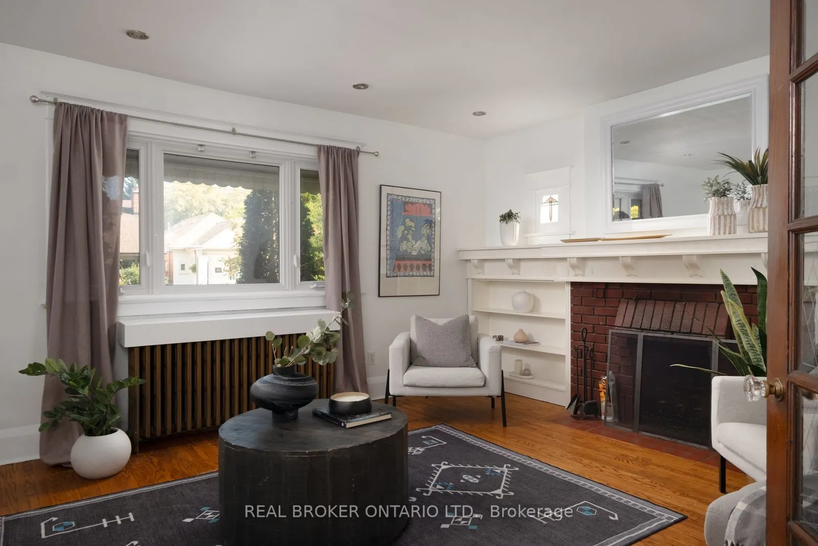 100 Oak Park Avenue