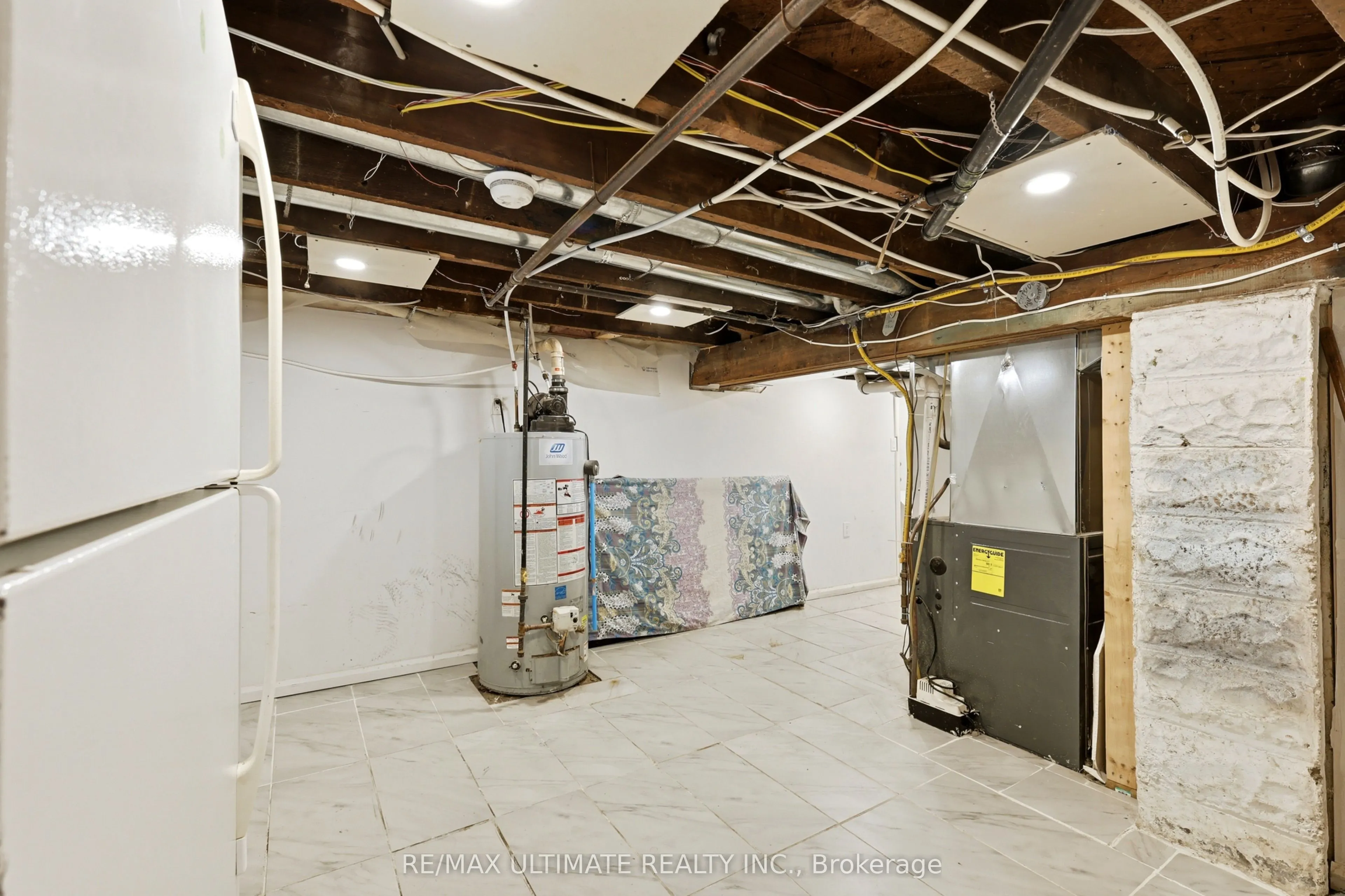 183 Ritson Road S