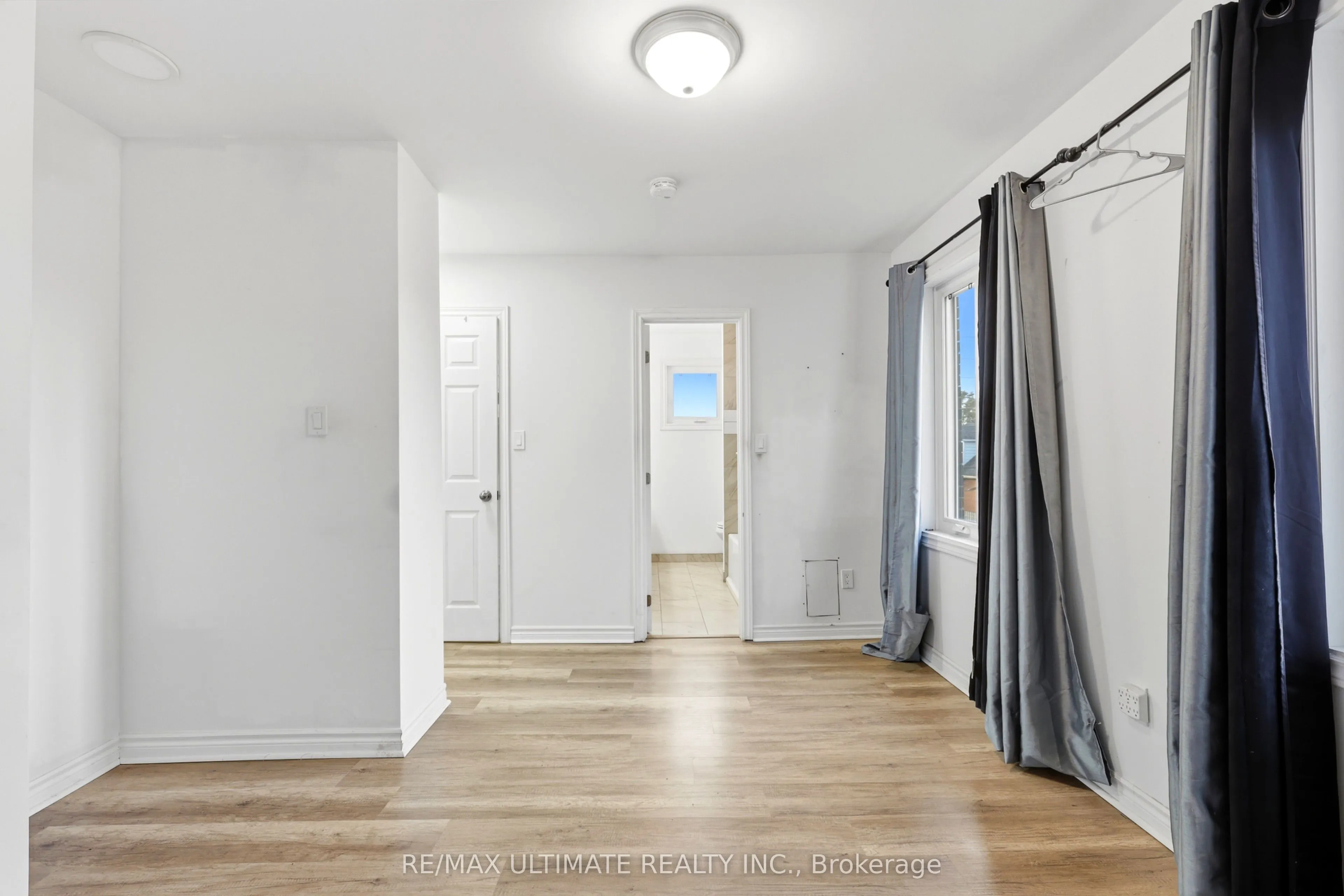 183 Ritson Road S