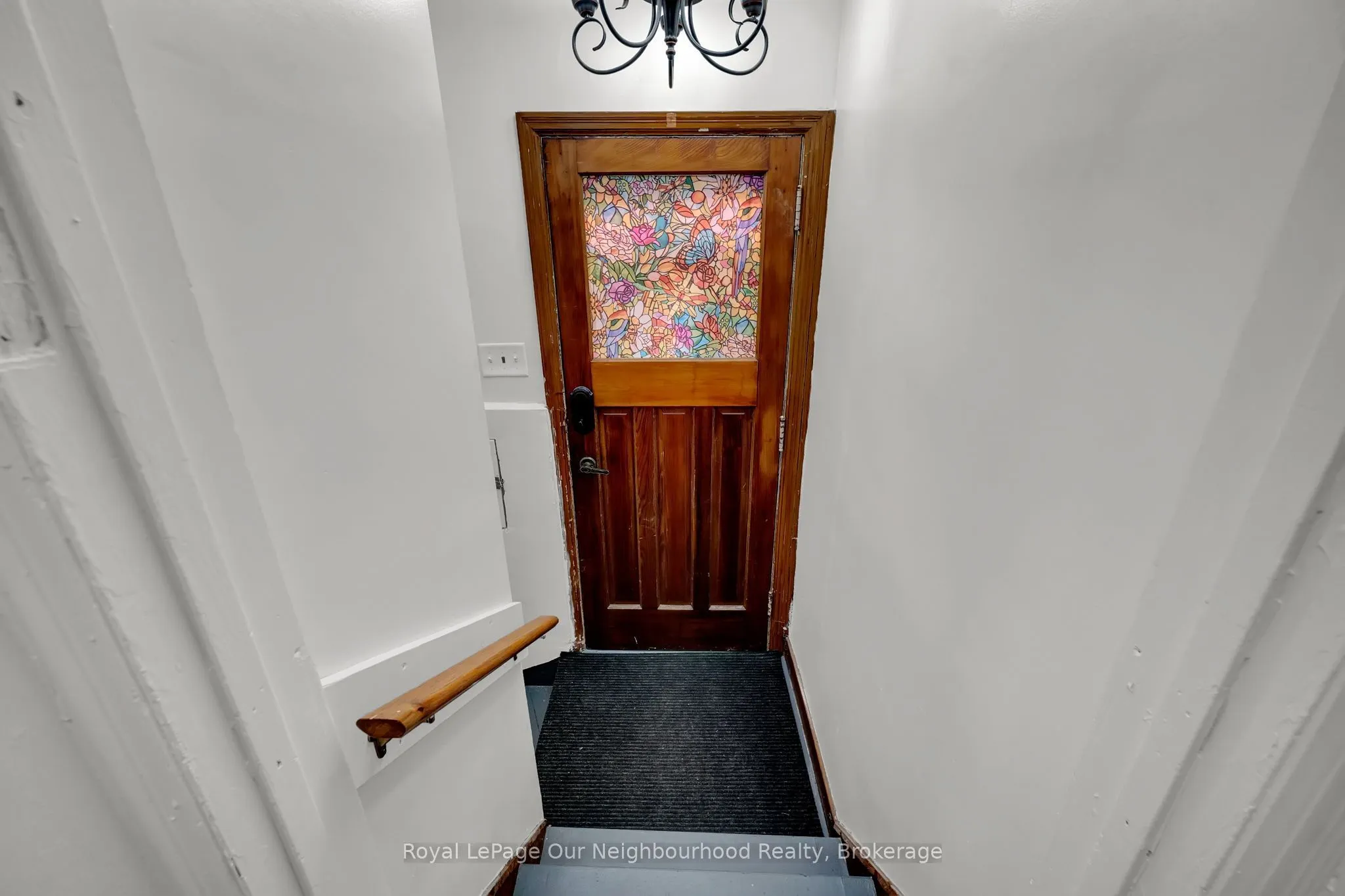 312 Gibbons Street