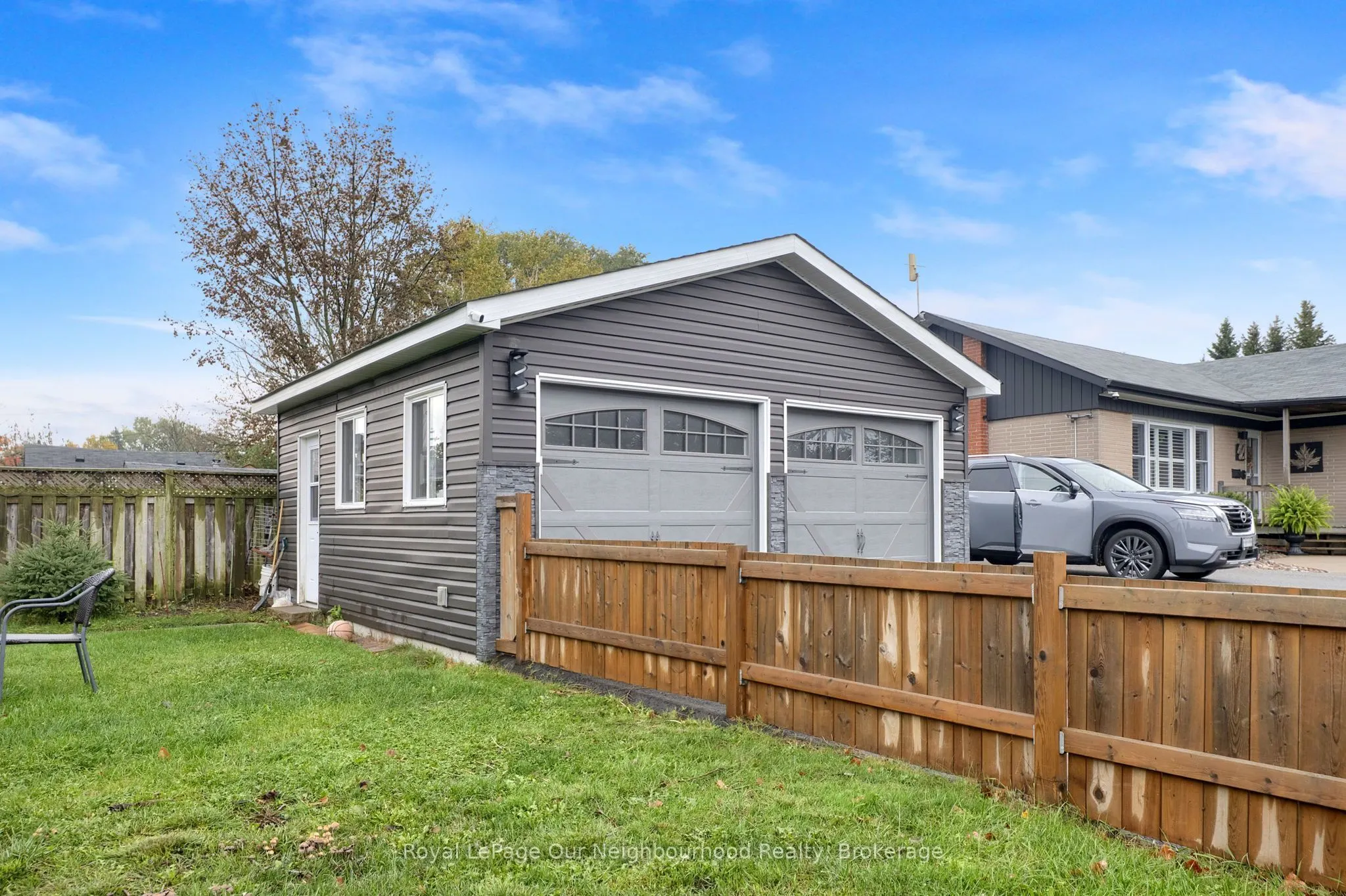 312 Gibbons Street