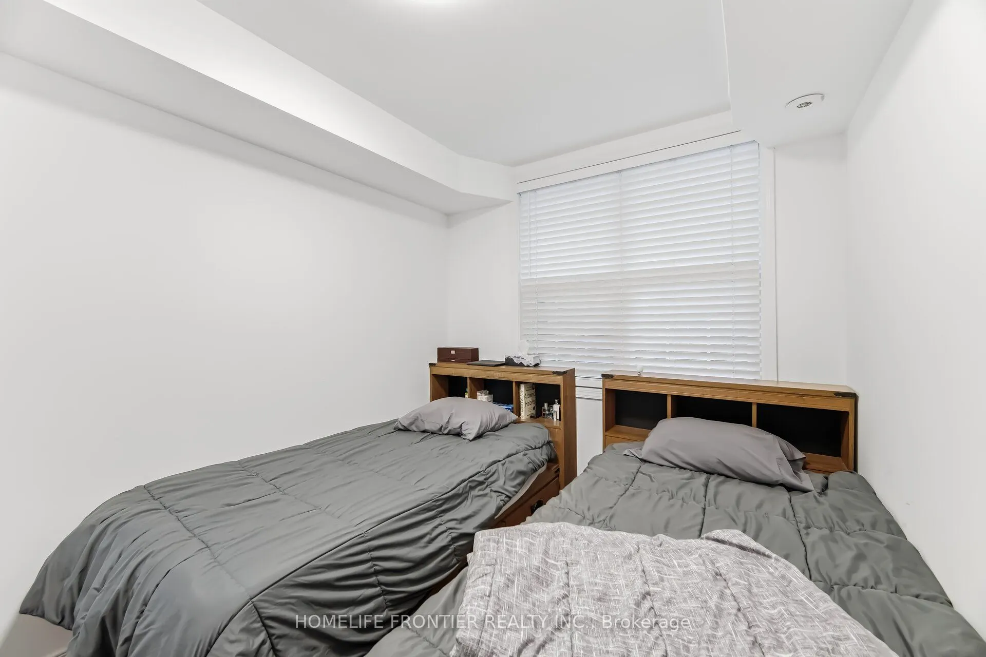 45 Strangford Lane #207