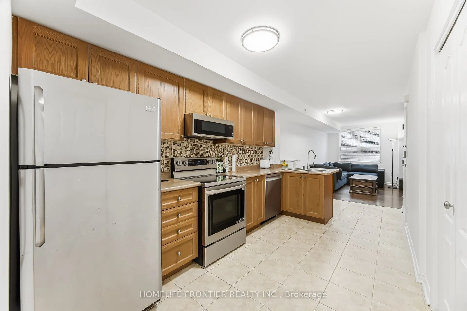 45 Strangford Lane #207