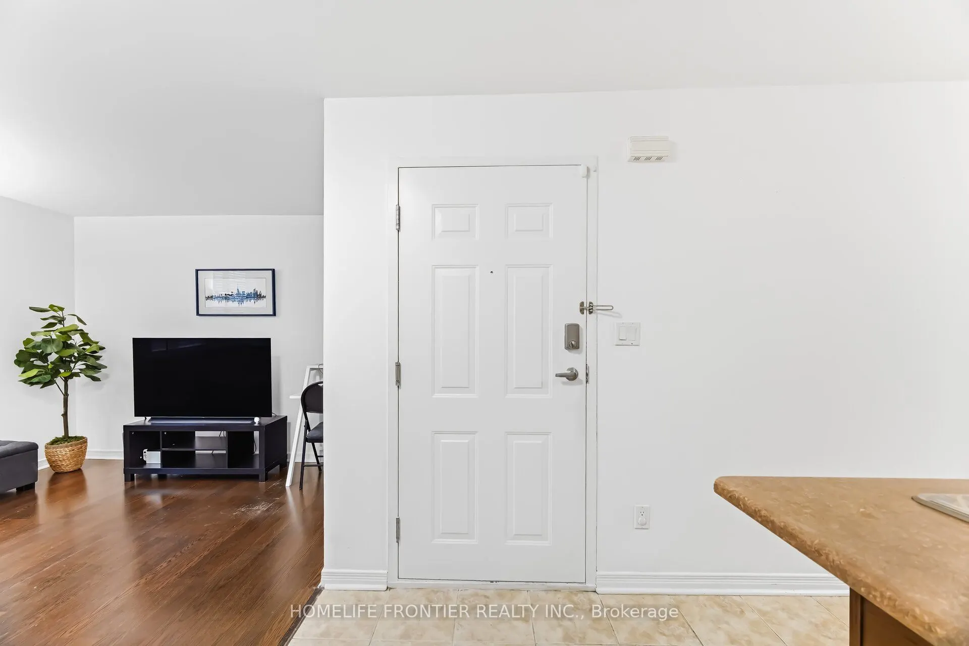 45 Strangford Lane #207