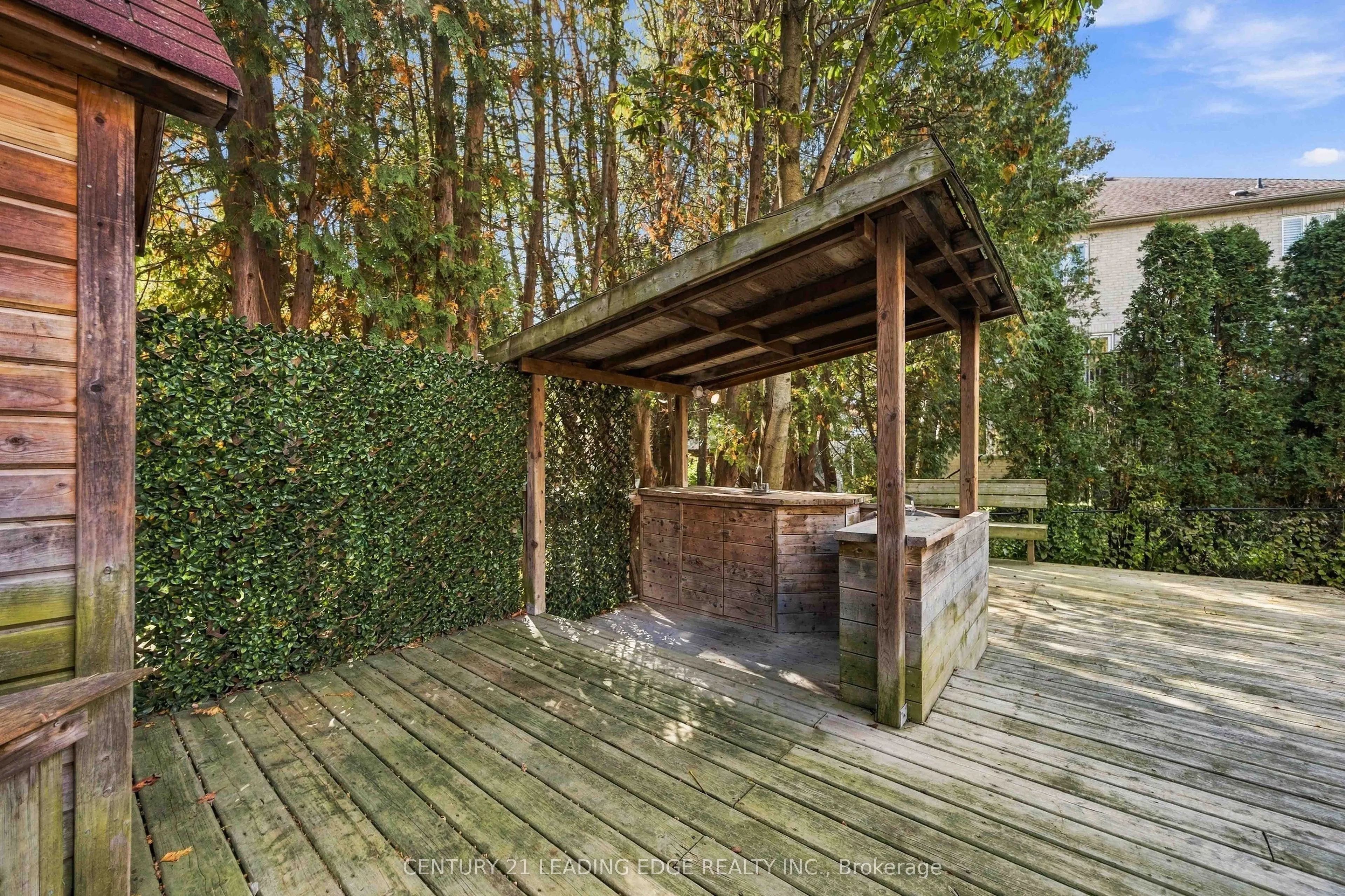 1952 Spruce Hill Road