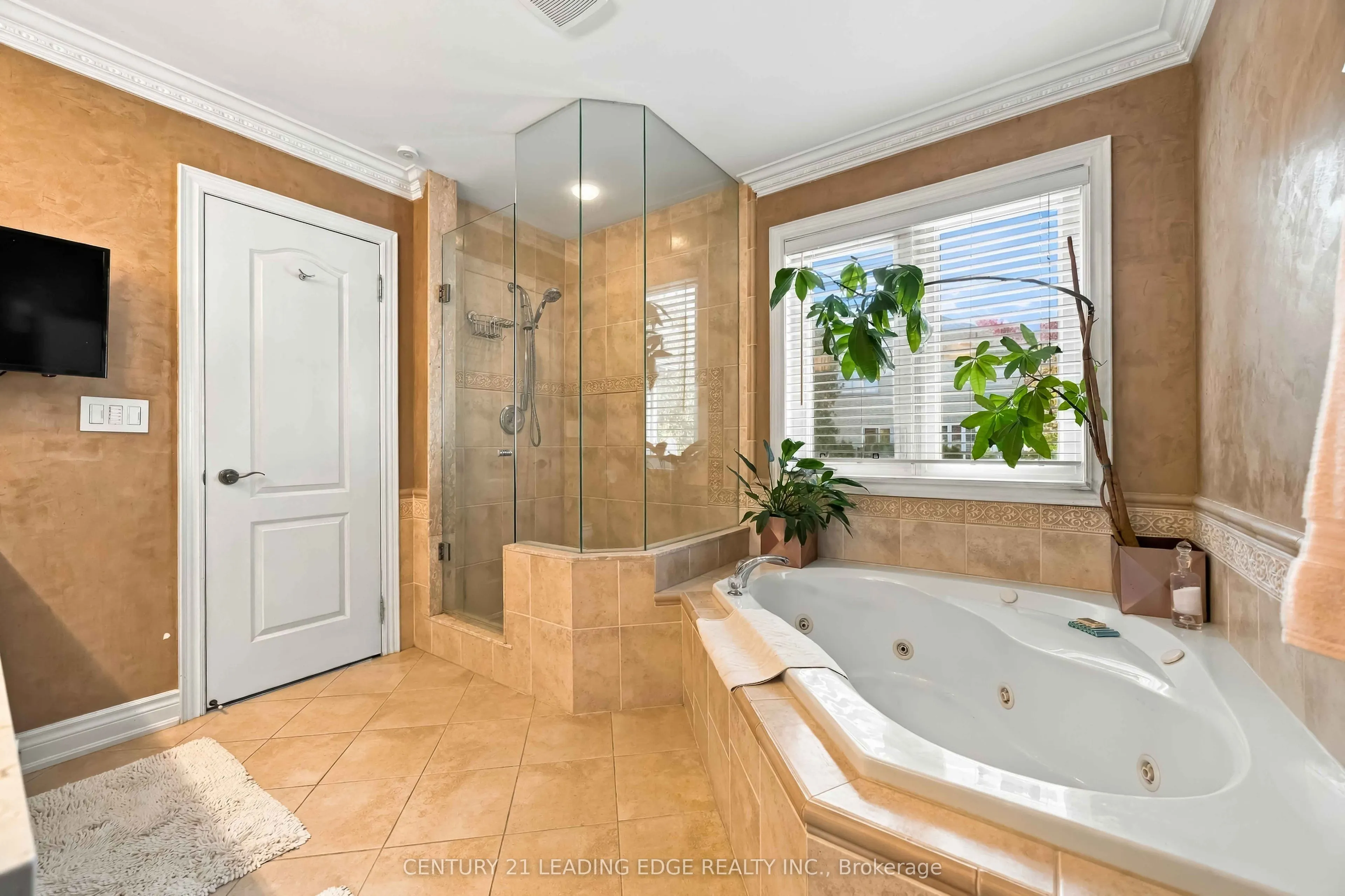 1952 Spruce Hill Road