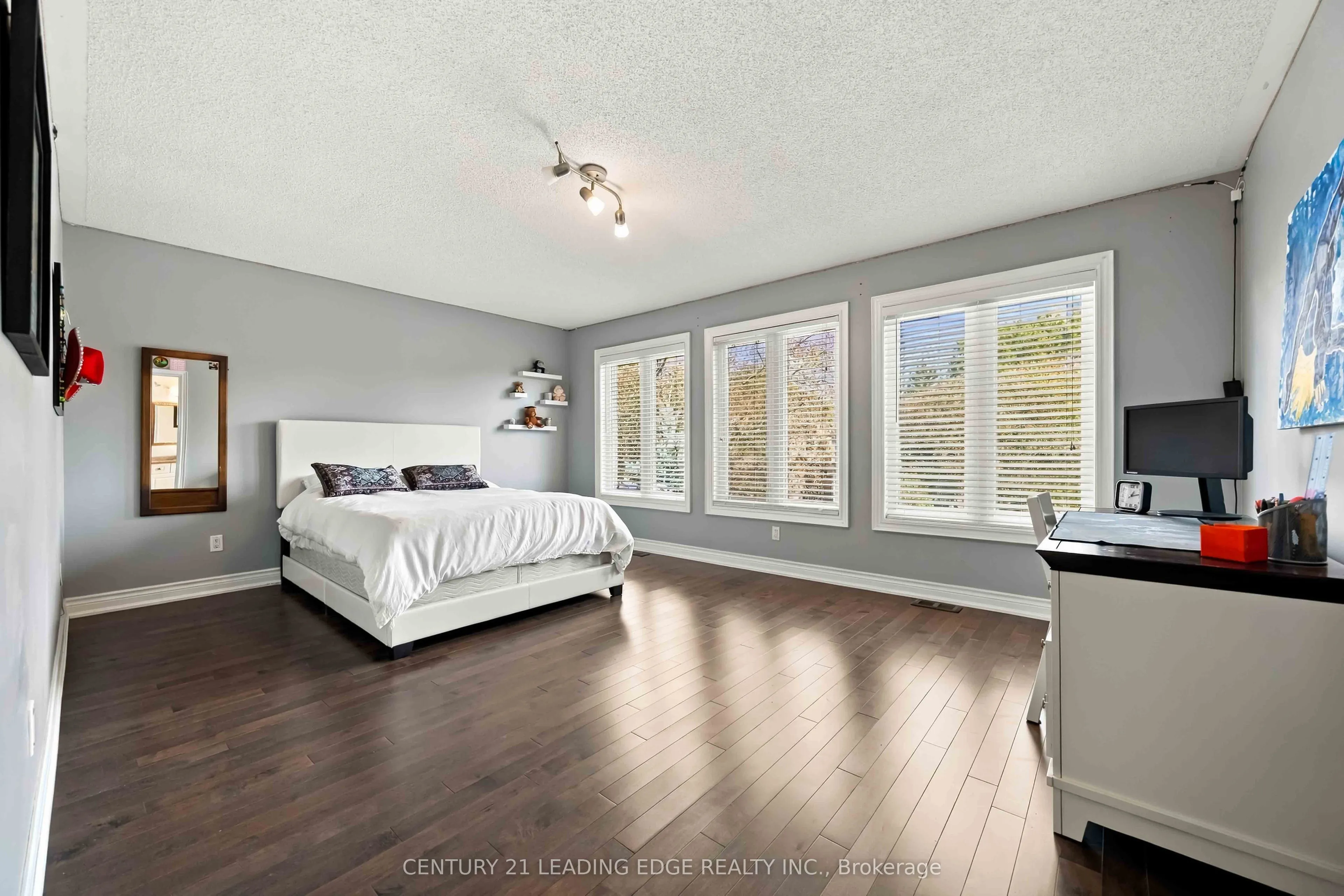 1952 Spruce Hill Road