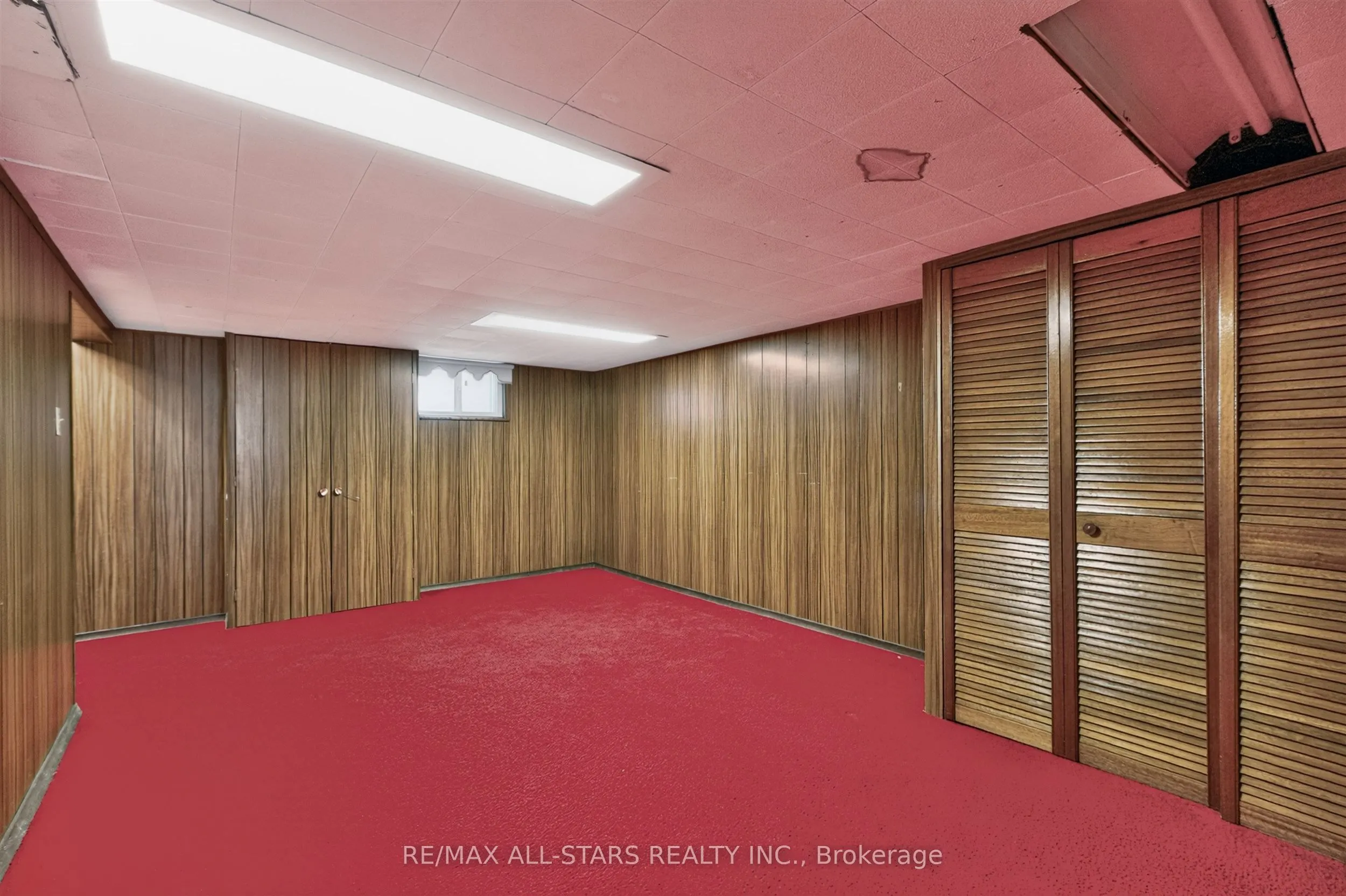 12 Adanac Drive