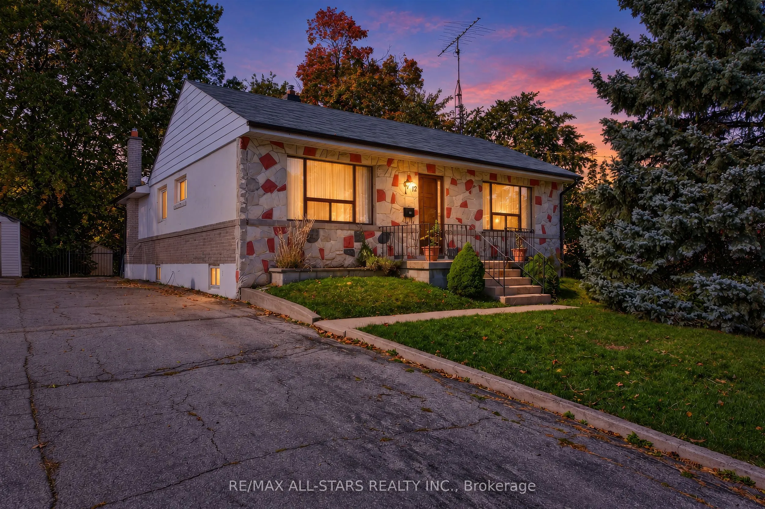 12 Adanac Drive