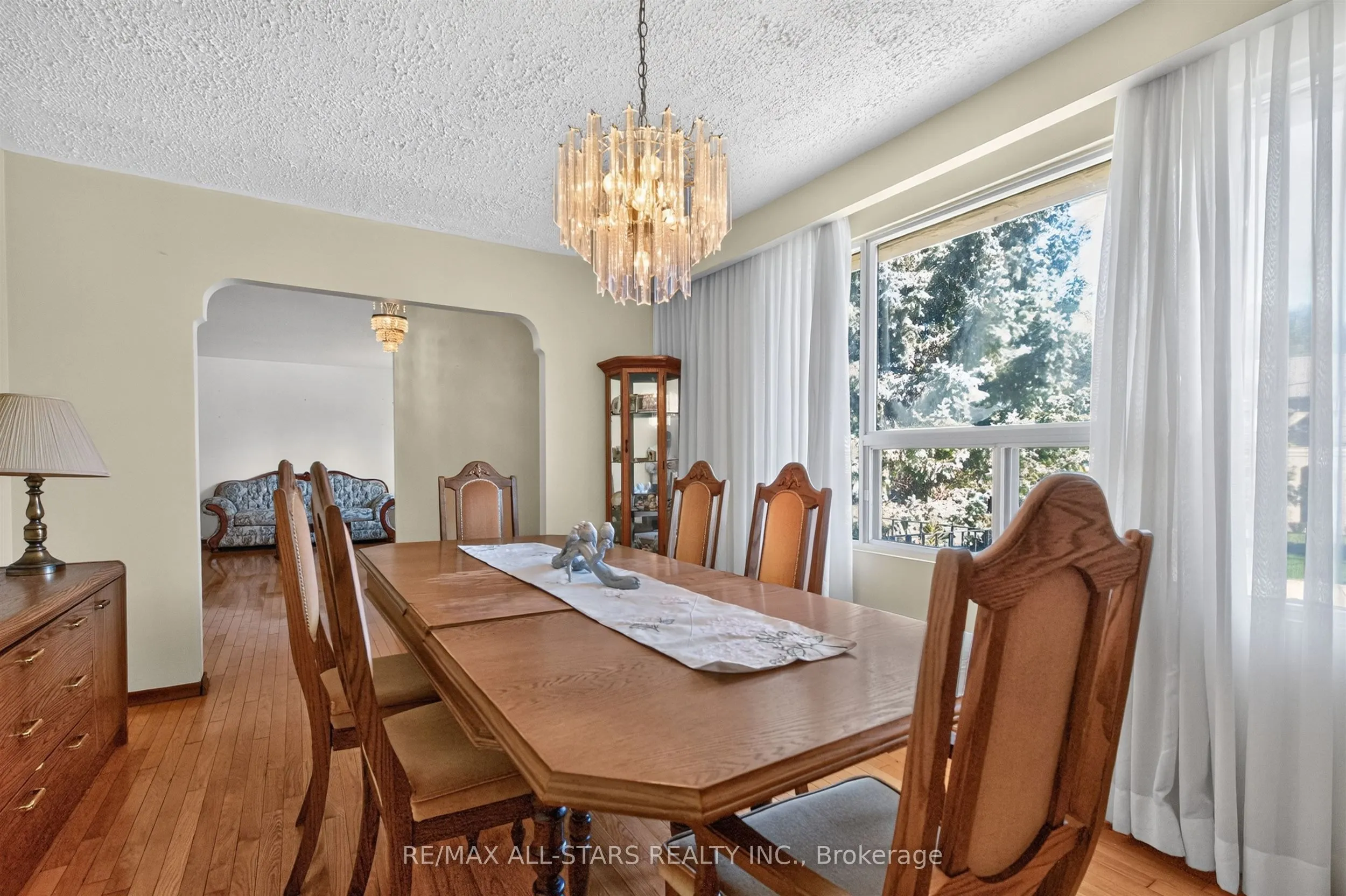 12 Adanac Drive