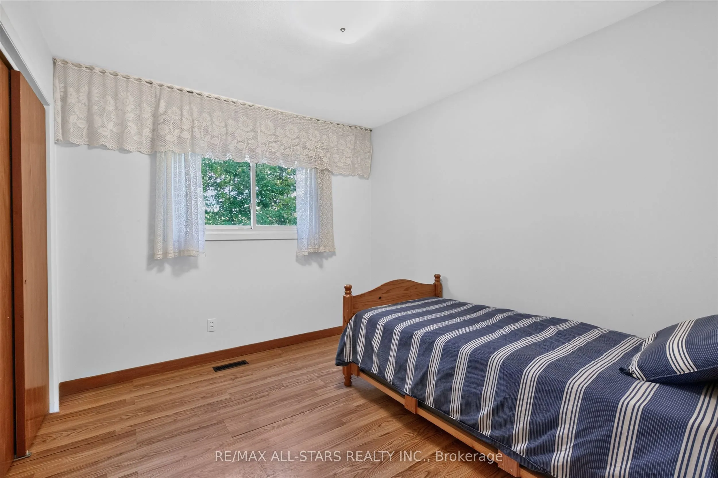 12 Adanac Drive