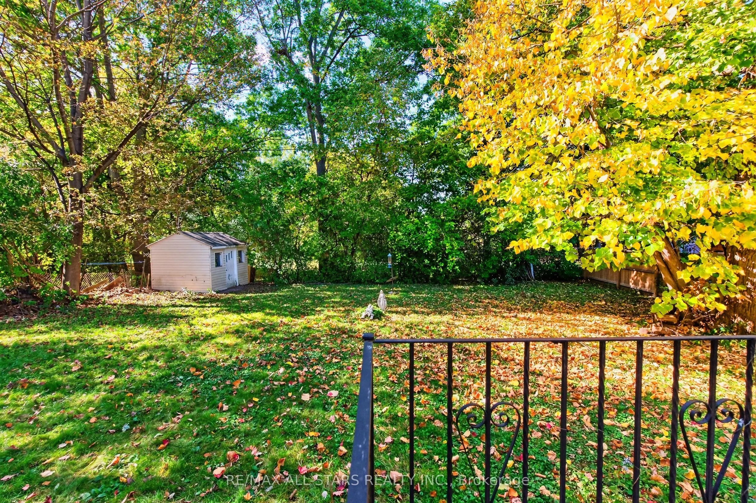 12 Adanac Drive