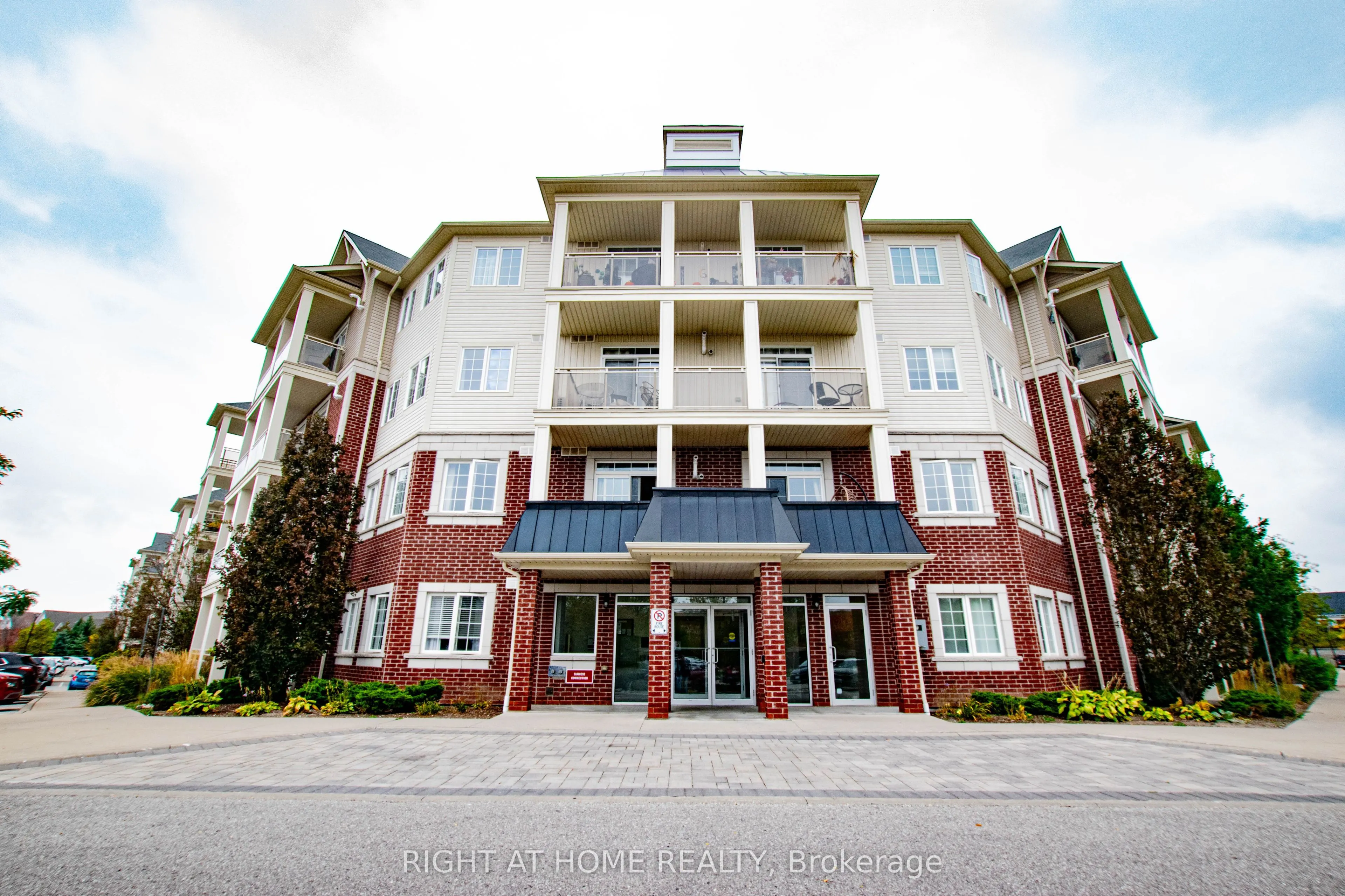 80 Aspen Springs Drive #425