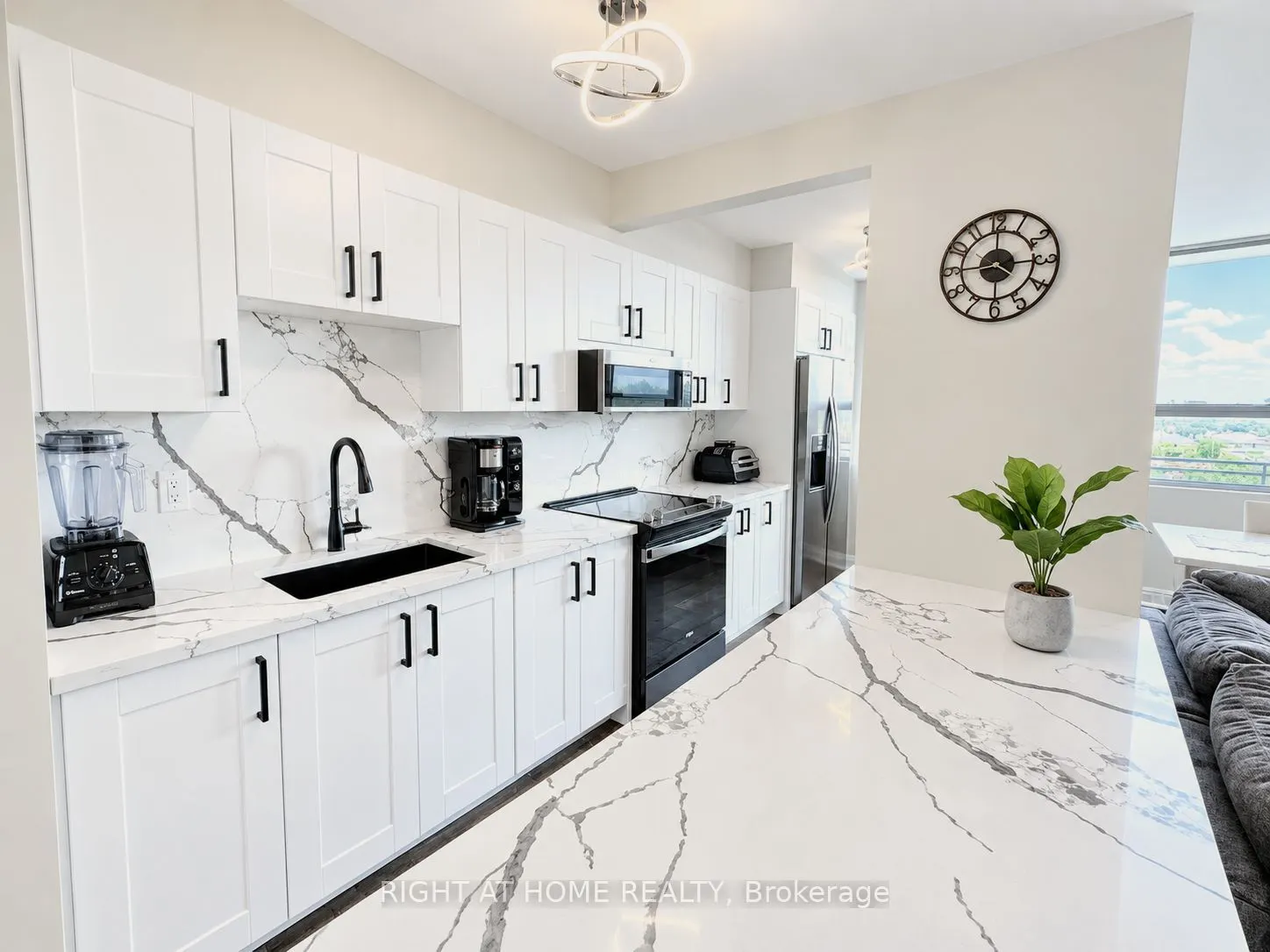 1950 Kennedy Road #711