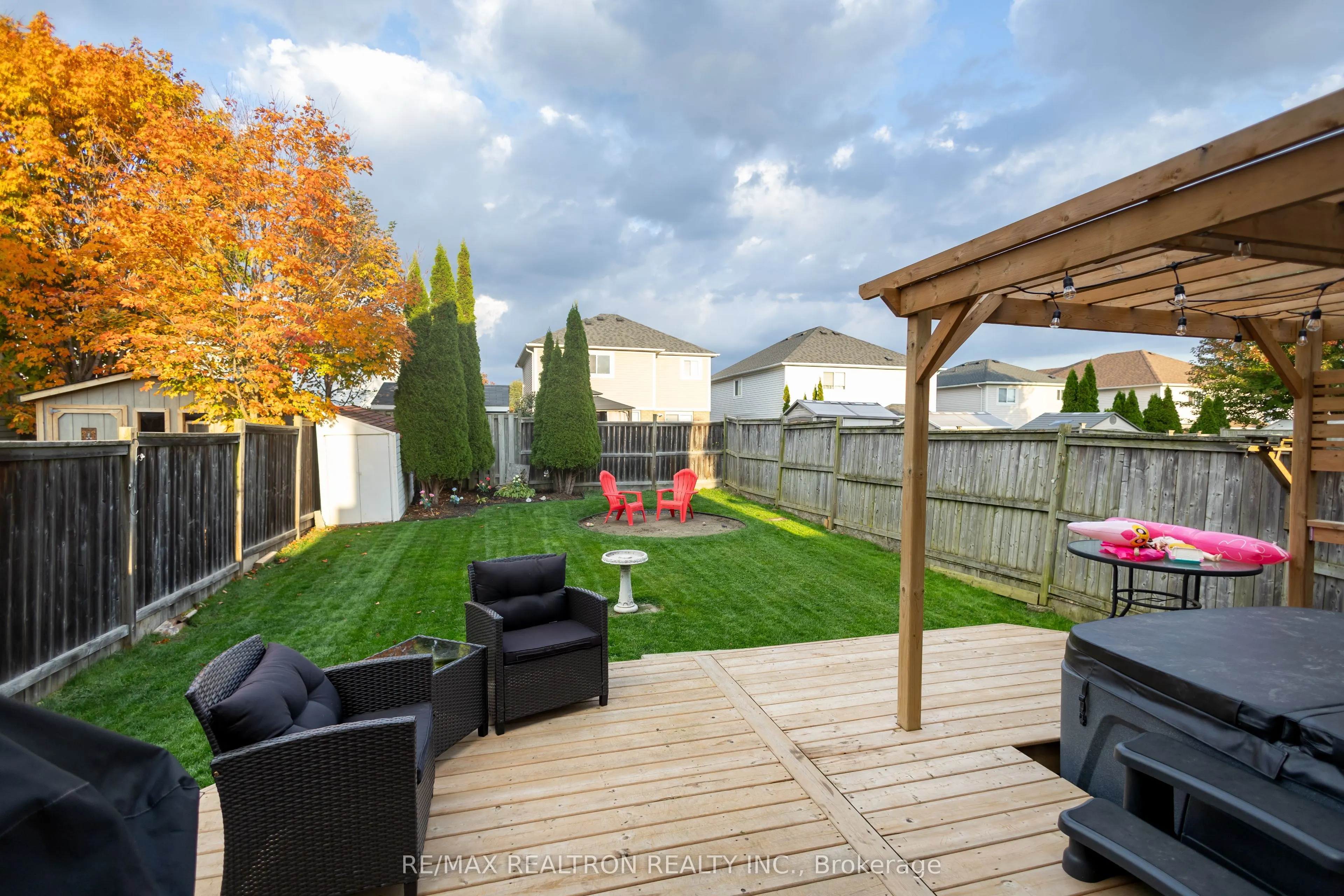119 WILLIAM COWLES Drive