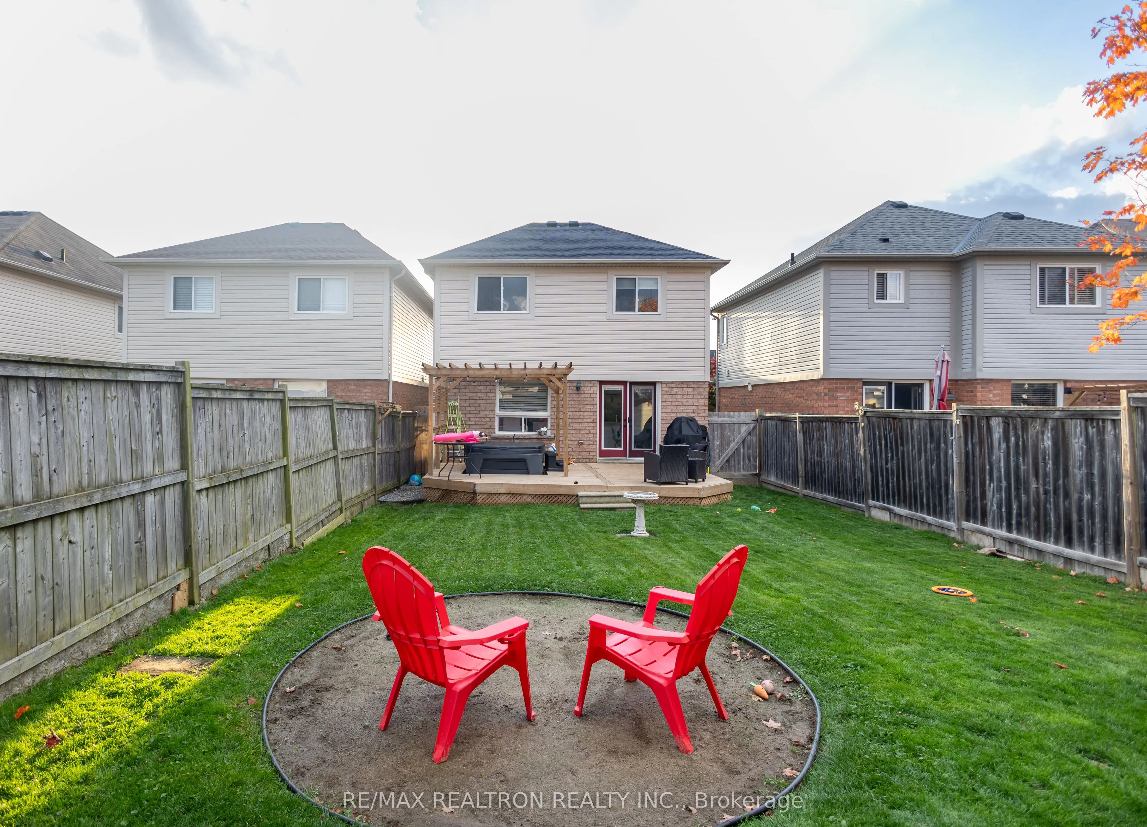 119 WILLIAM COWLES Drive