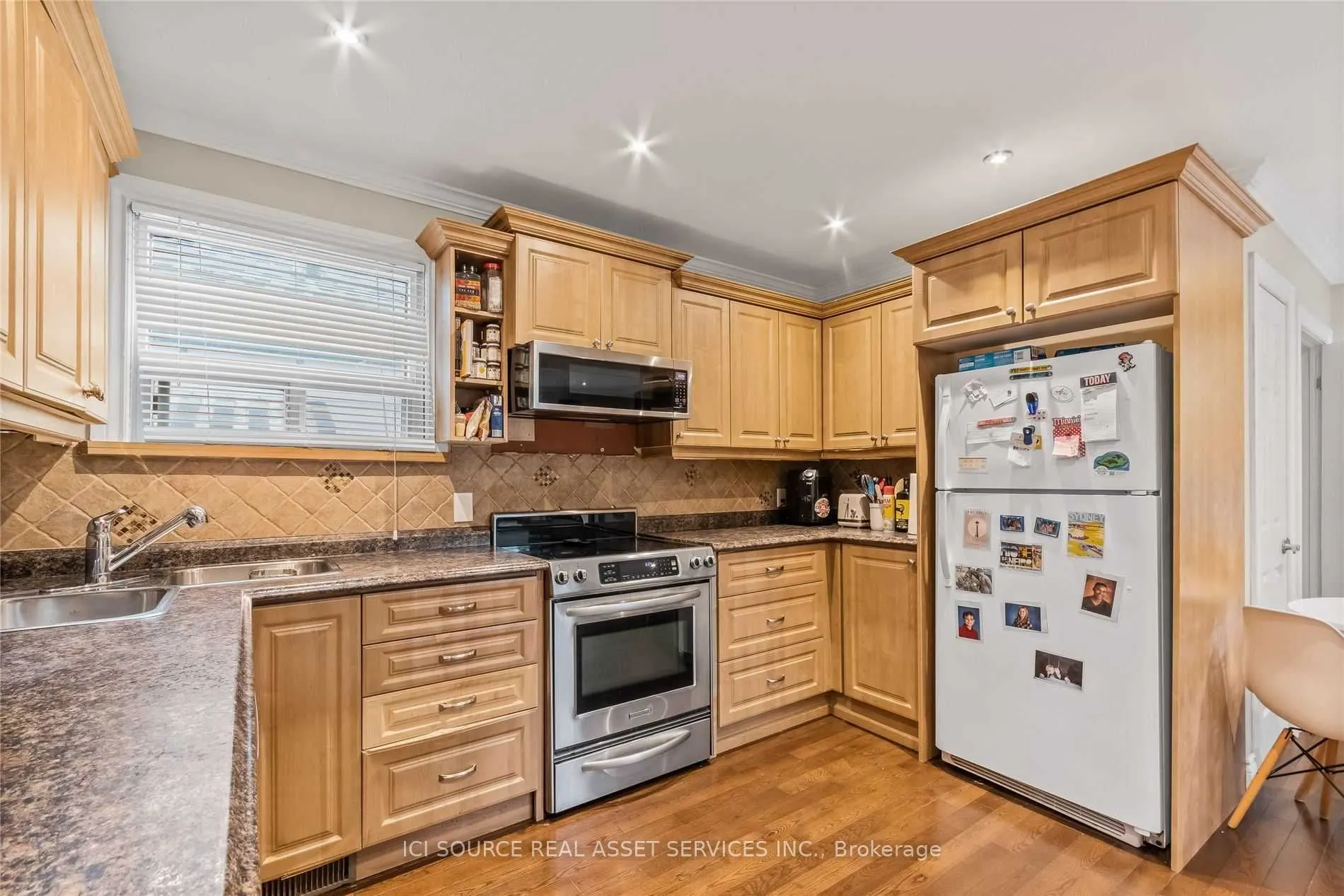 1015 King Street #Main Fl