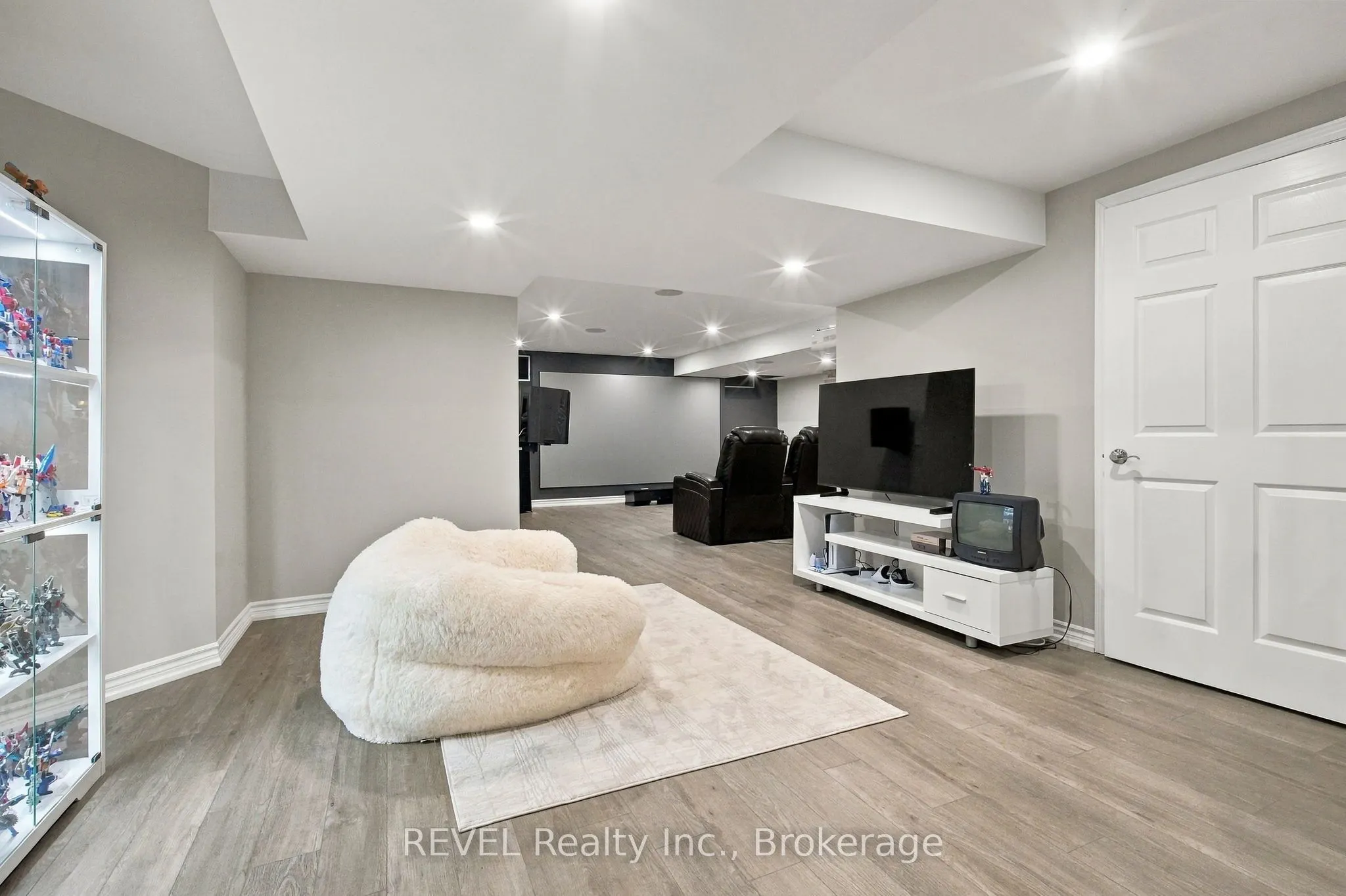 127 Cathedral Drive