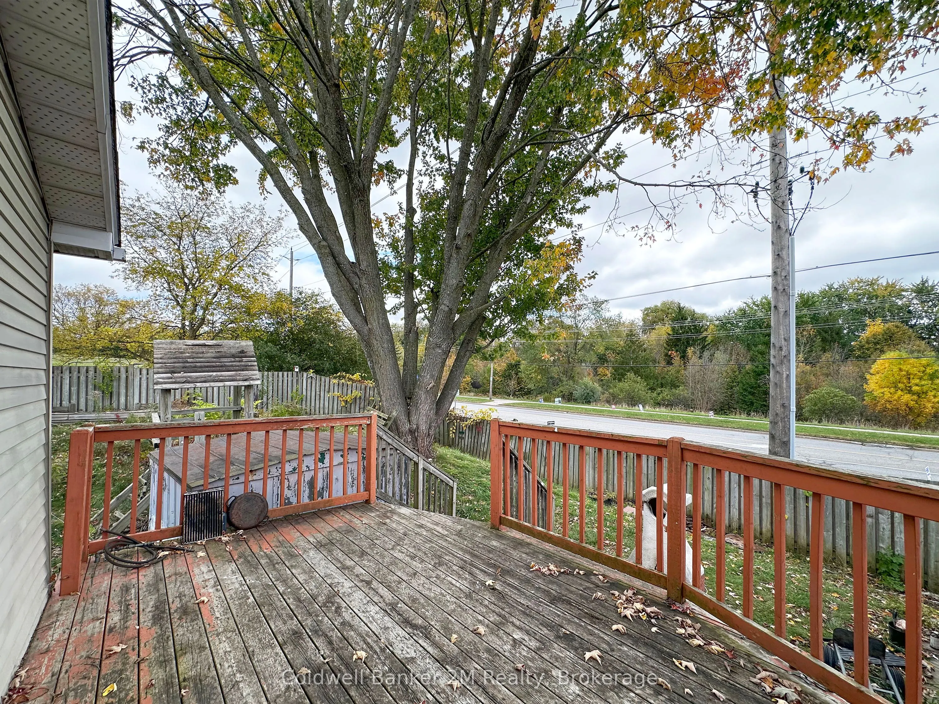 673 Attersley Drive