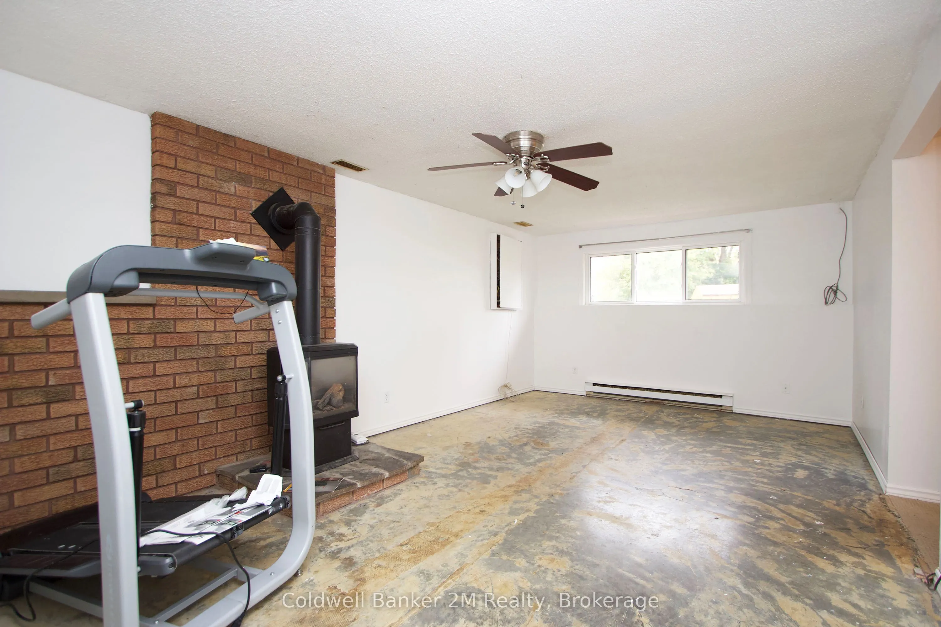 673 Attersley Drive