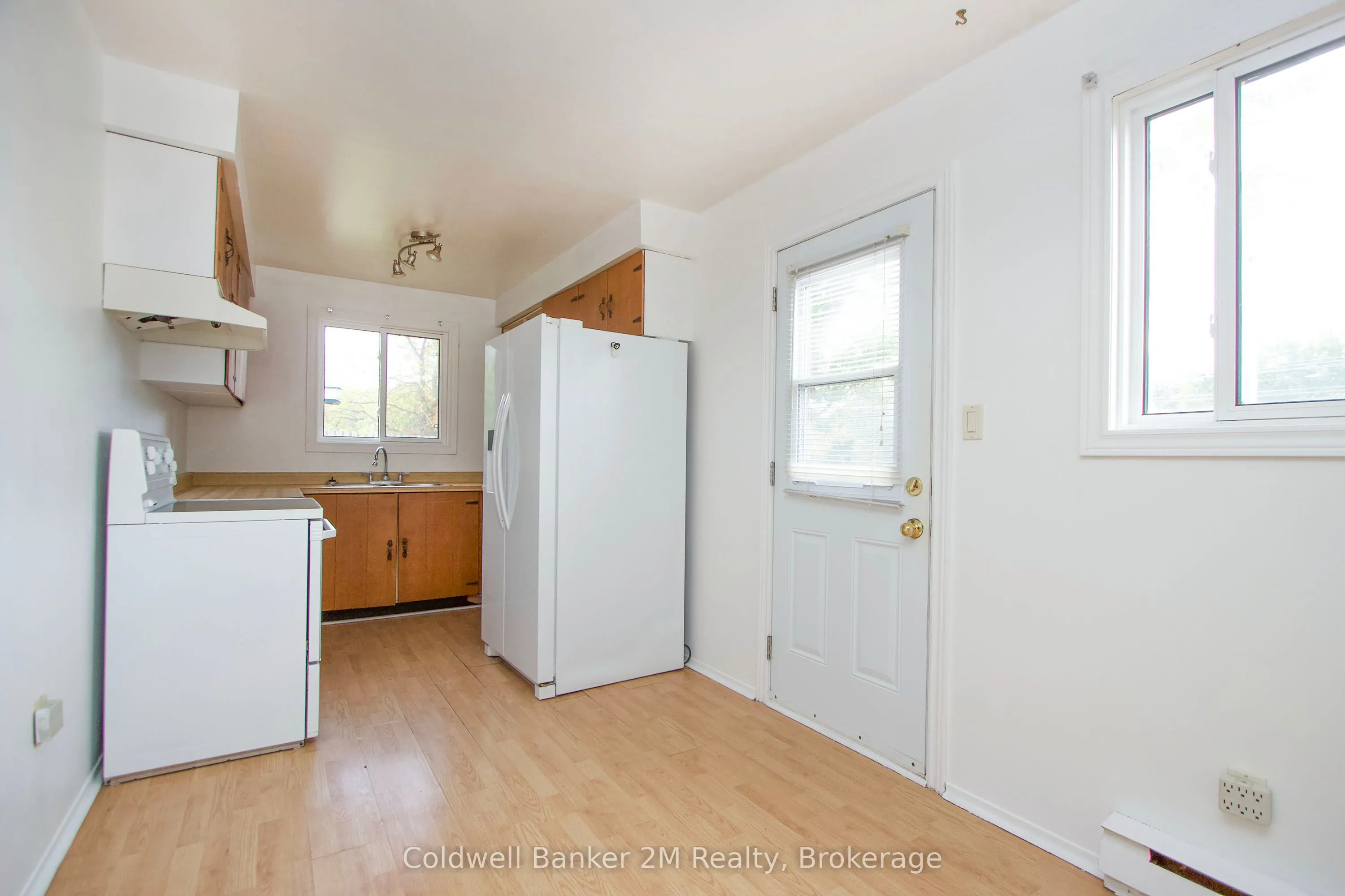 673 Attersley Drive