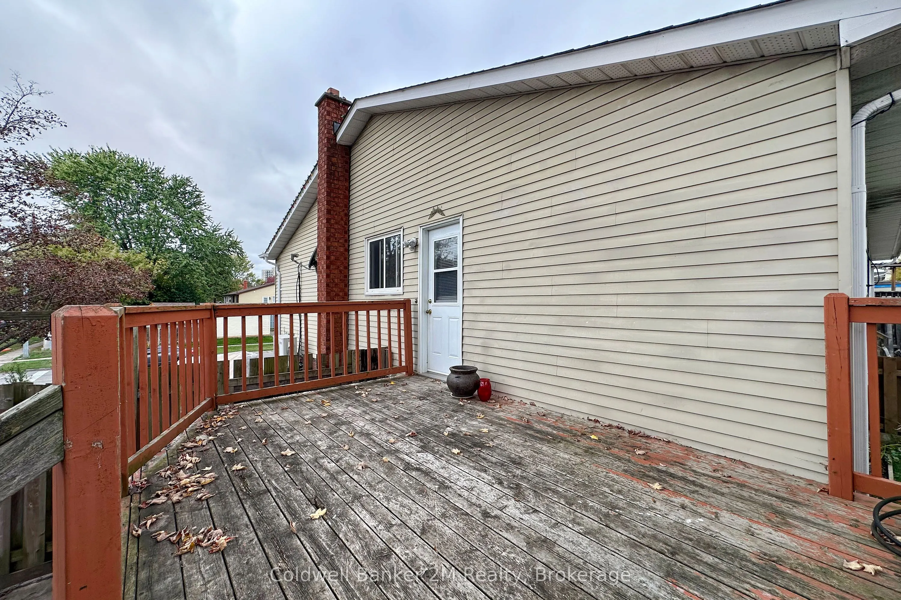 673 Attersley Drive