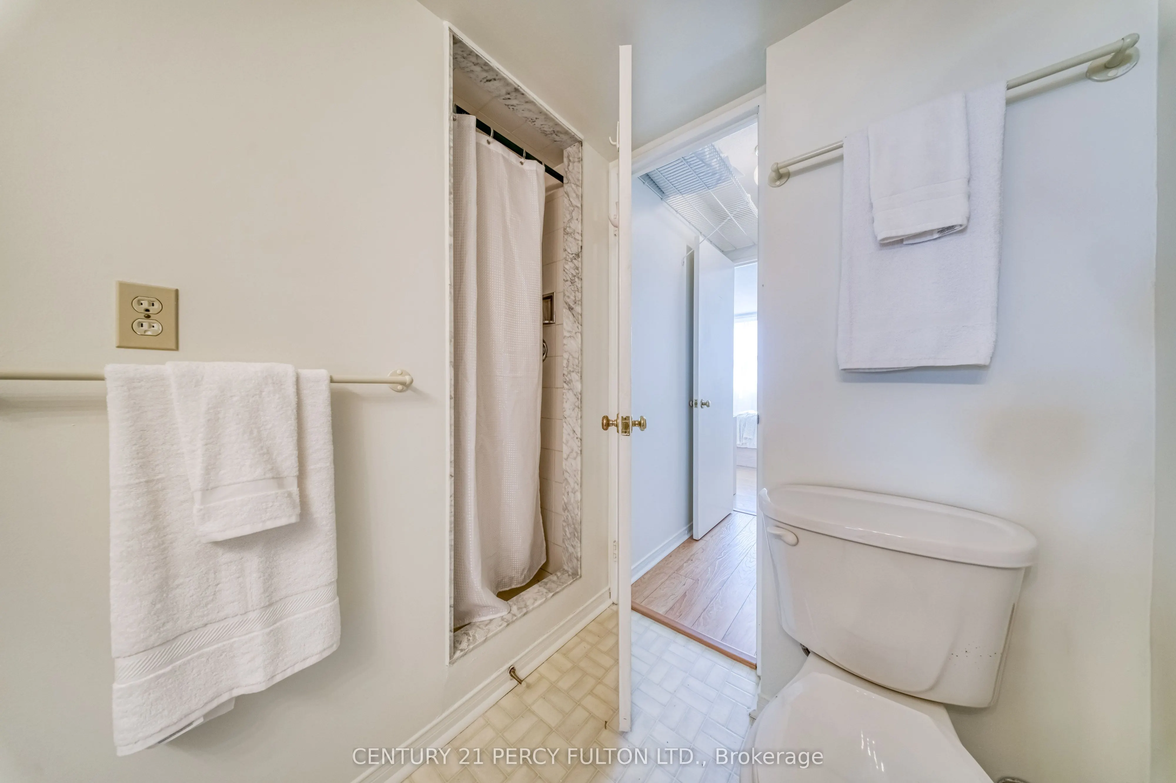 2 Westney Road N #1004