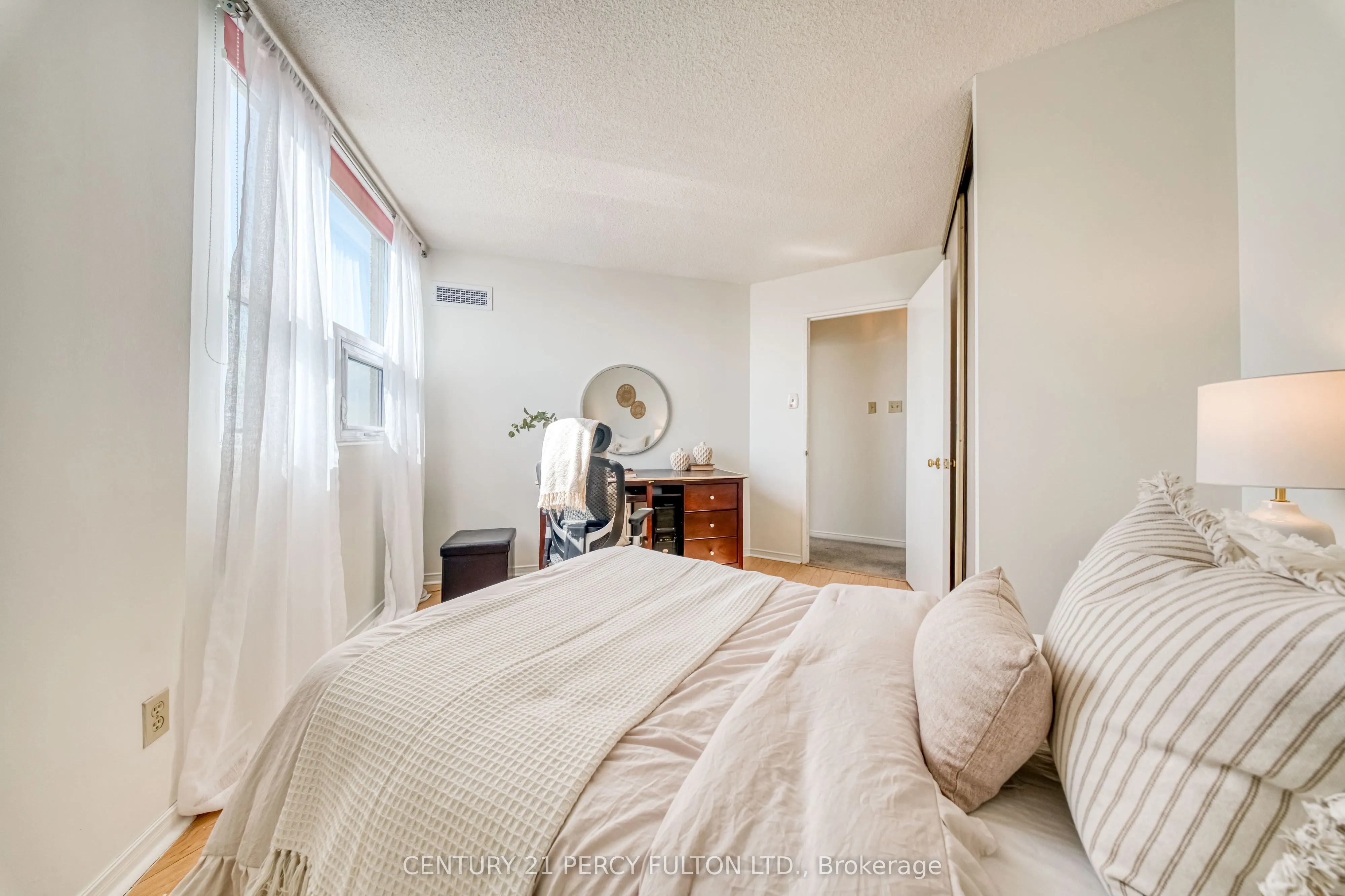 2 Westney Road N #1004
