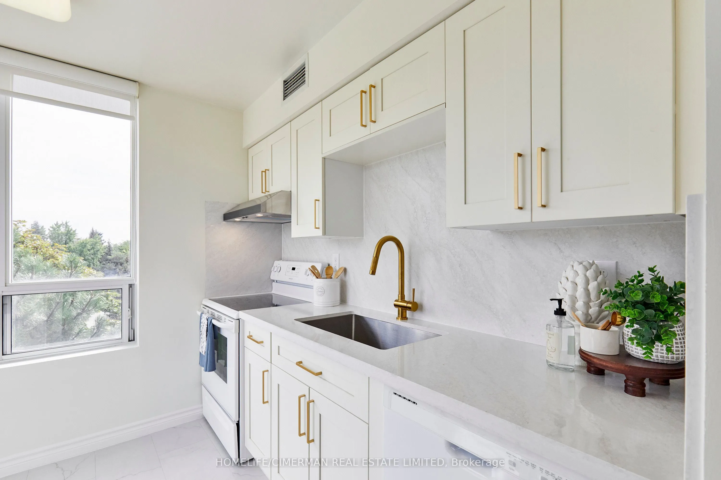 5039 Finch Avenue E #505