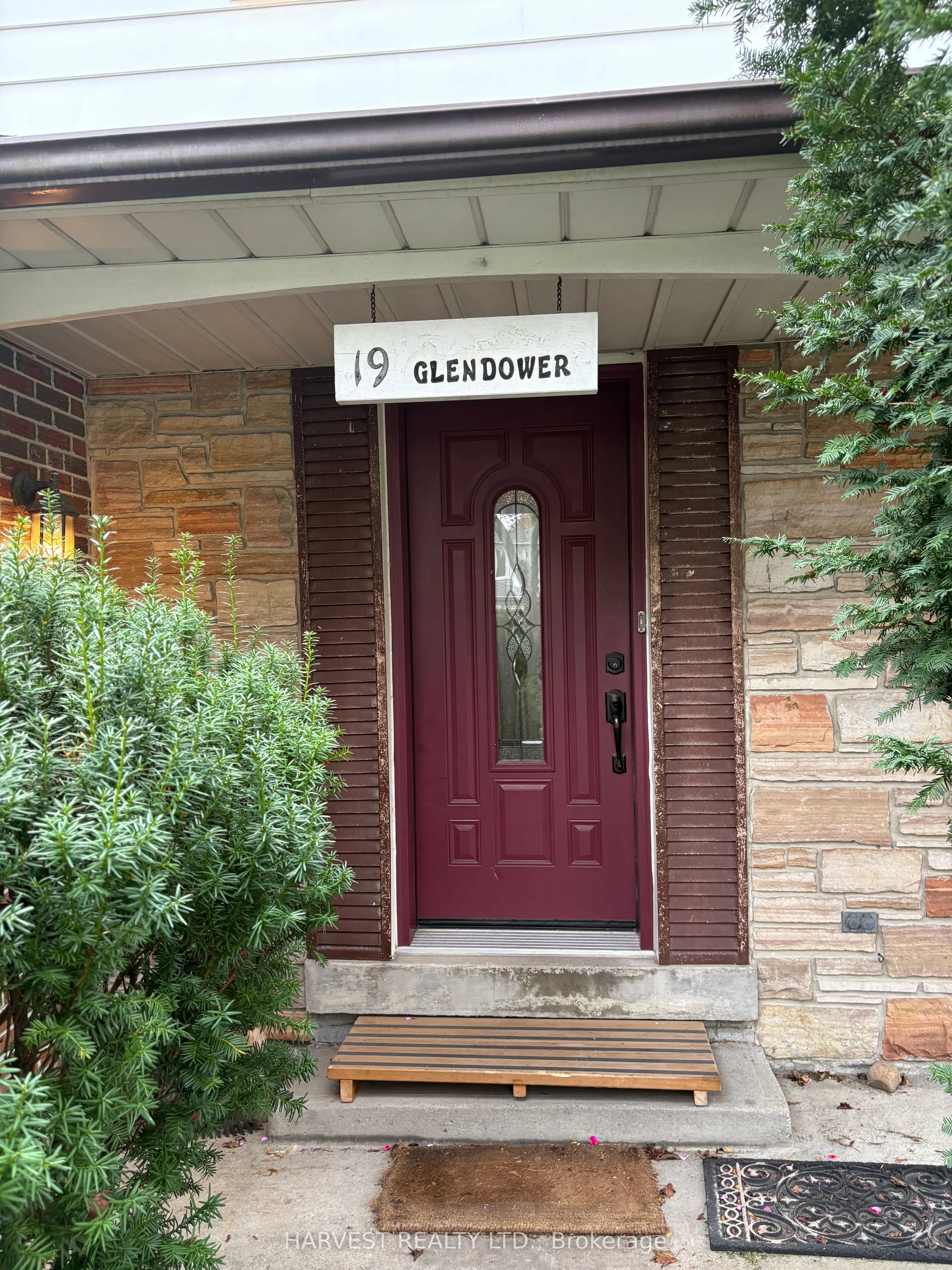 19 Glendower Circuit