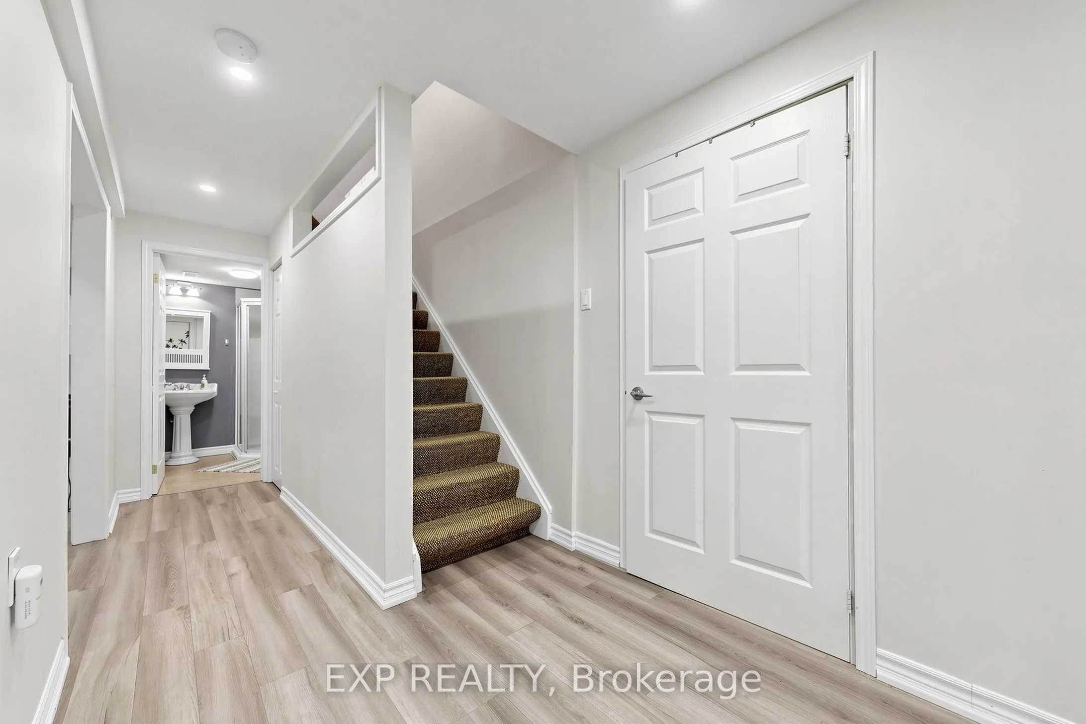 63 Fenwick Avenue