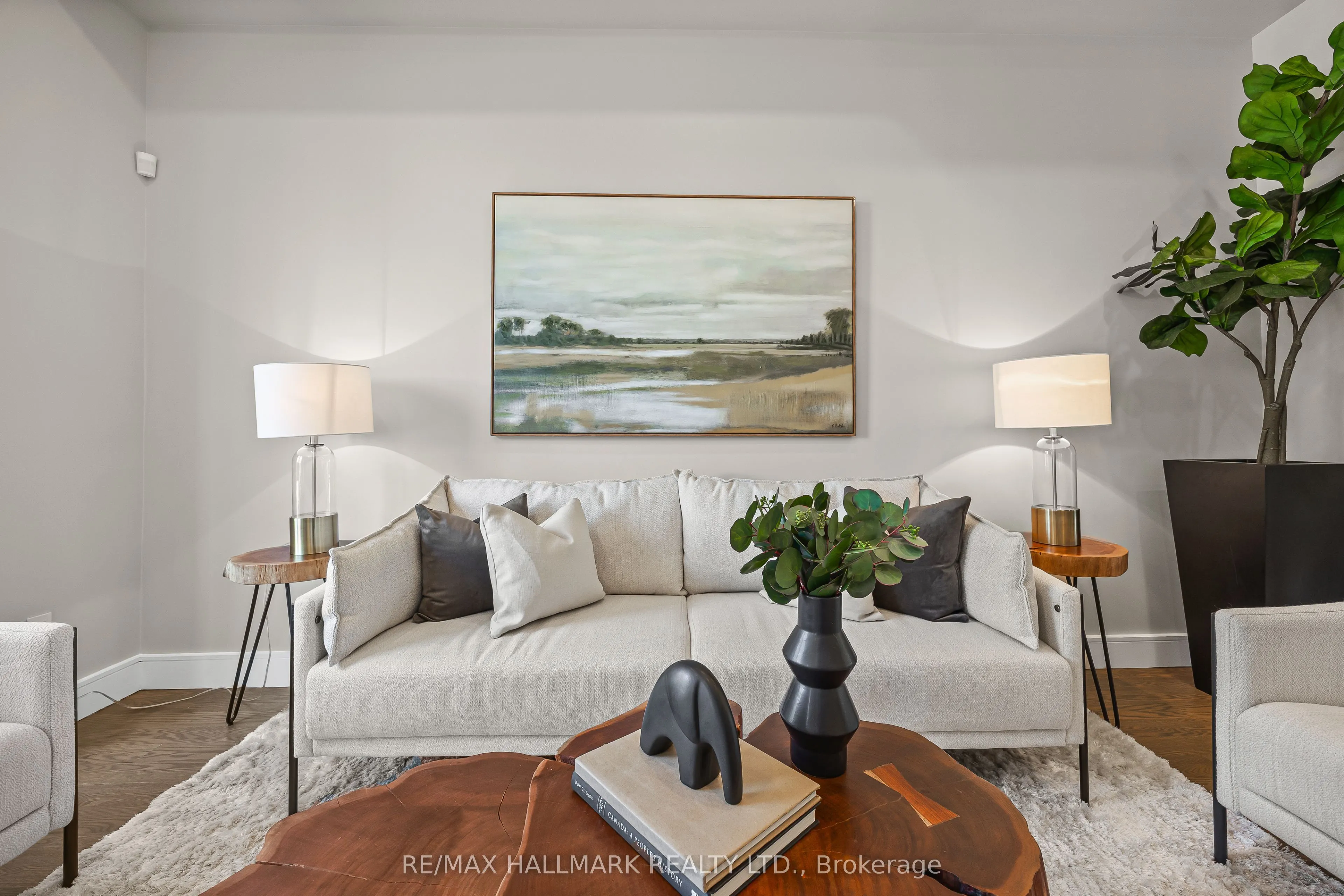 9B Linton Avenue S