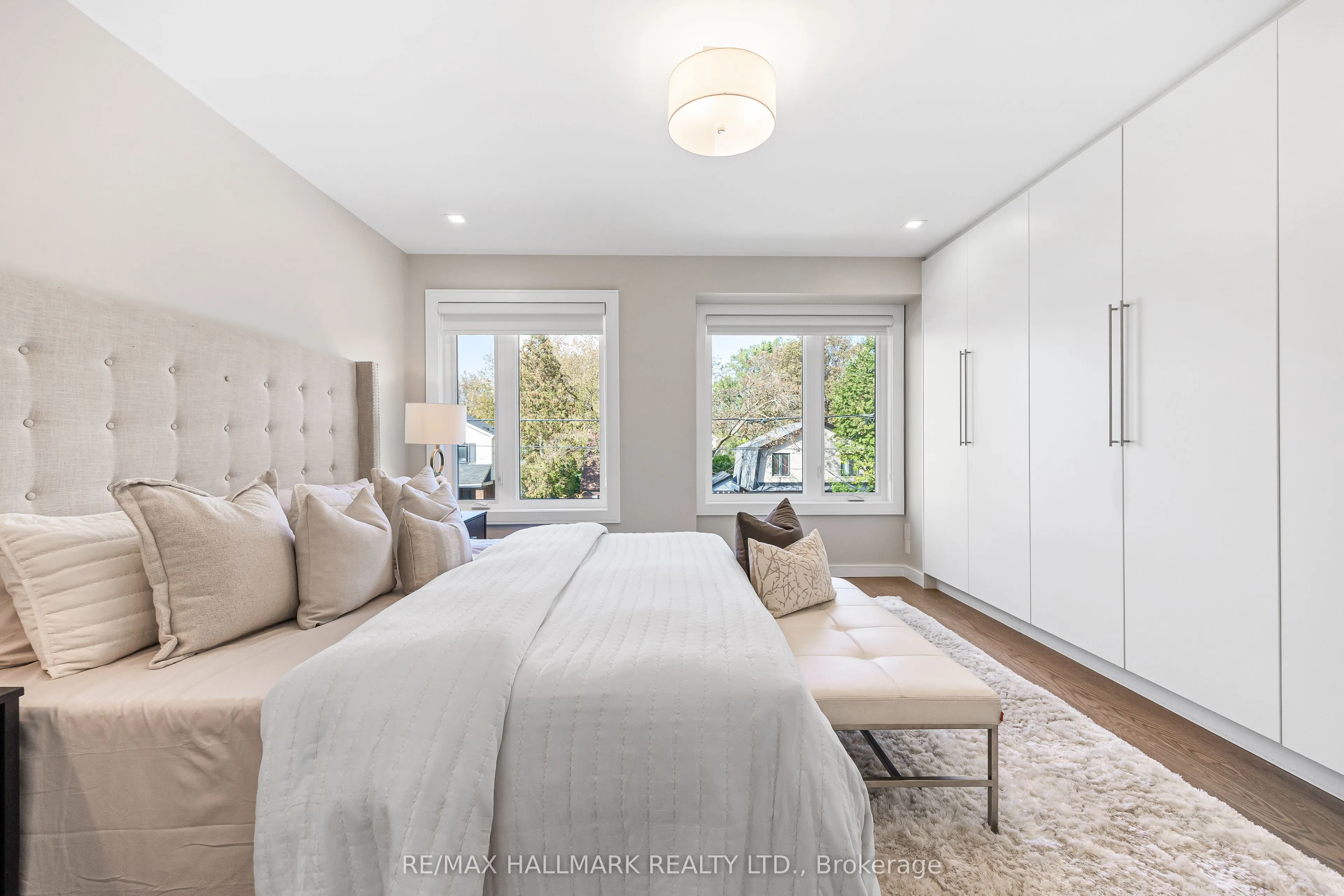 9B Linton Avenue S
