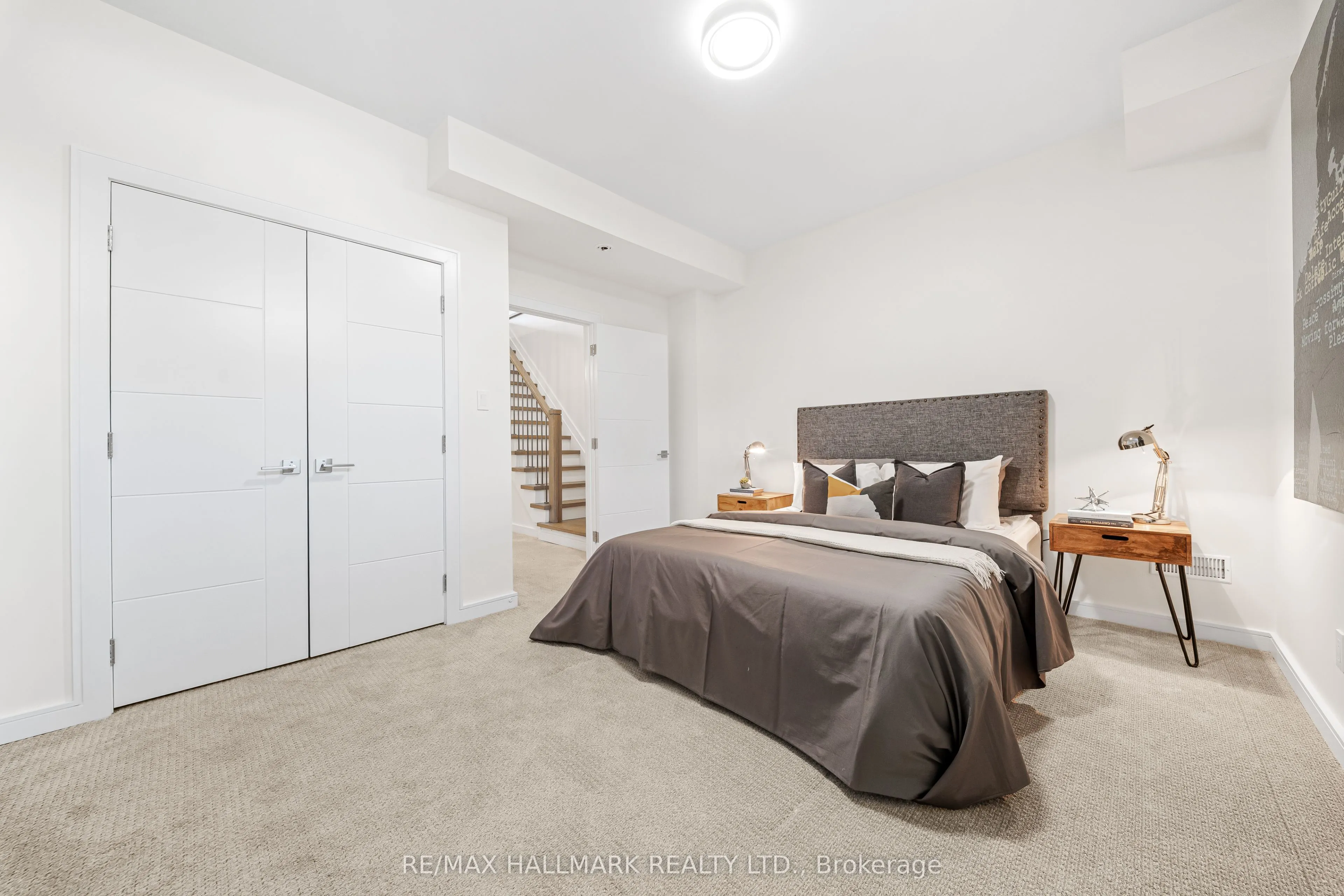 9B Linton Avenue S
